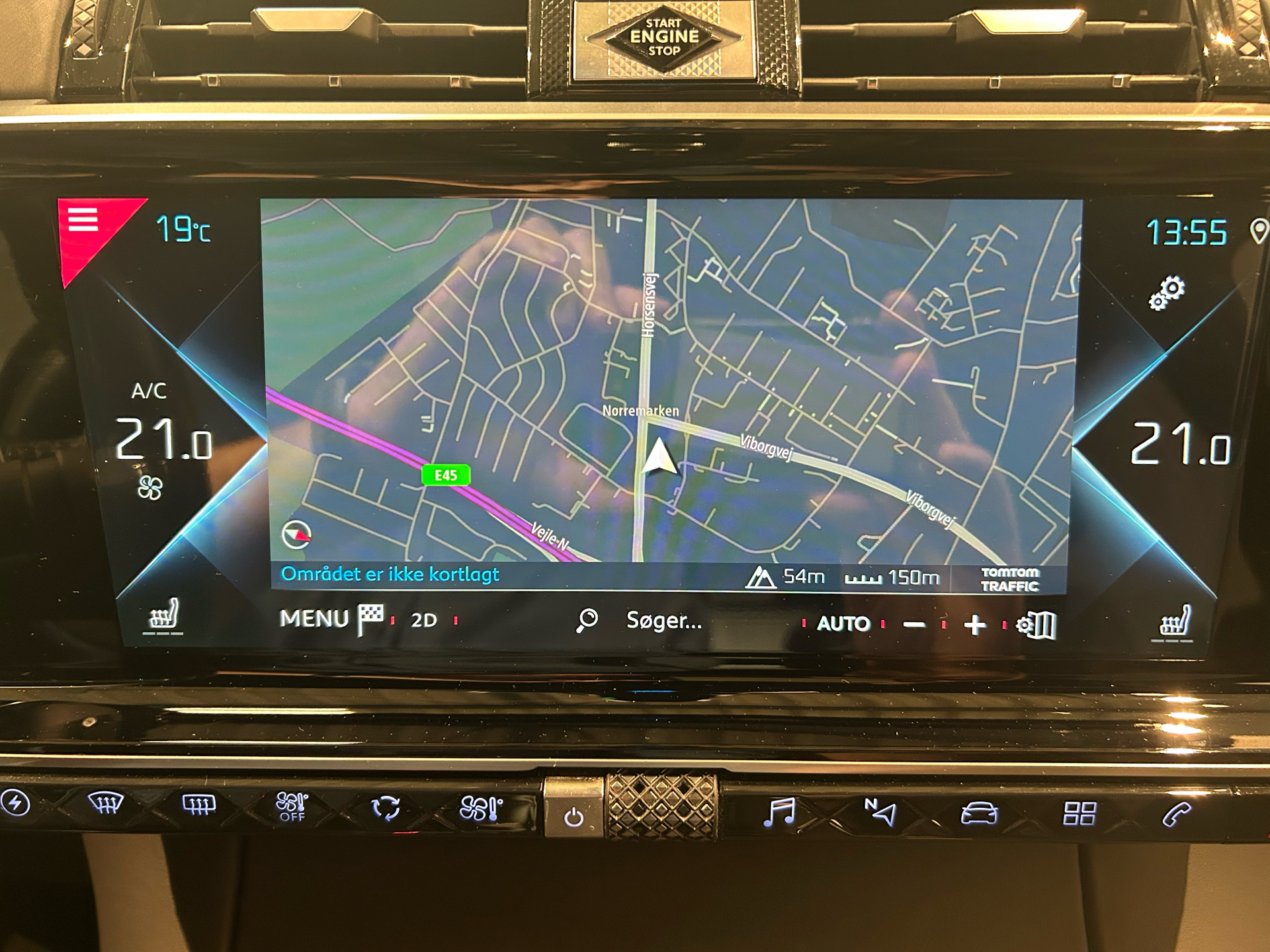 Billede af DS DS7 Crossback 1,6 E-Tense  Plugin-hybrid Elegance AWD EAT8 300HK 5d 8g Aut.