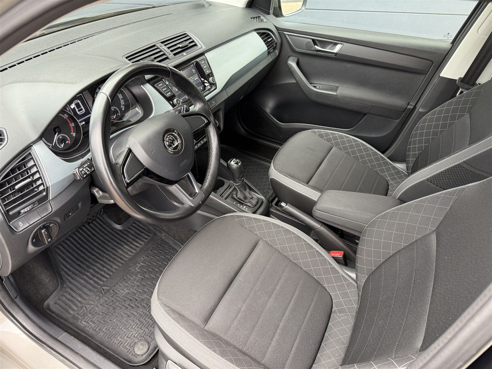 Billede af Skoda Fabia Combi 1,0 TSI Ambition DSG 110HK Stc 7g Aut.