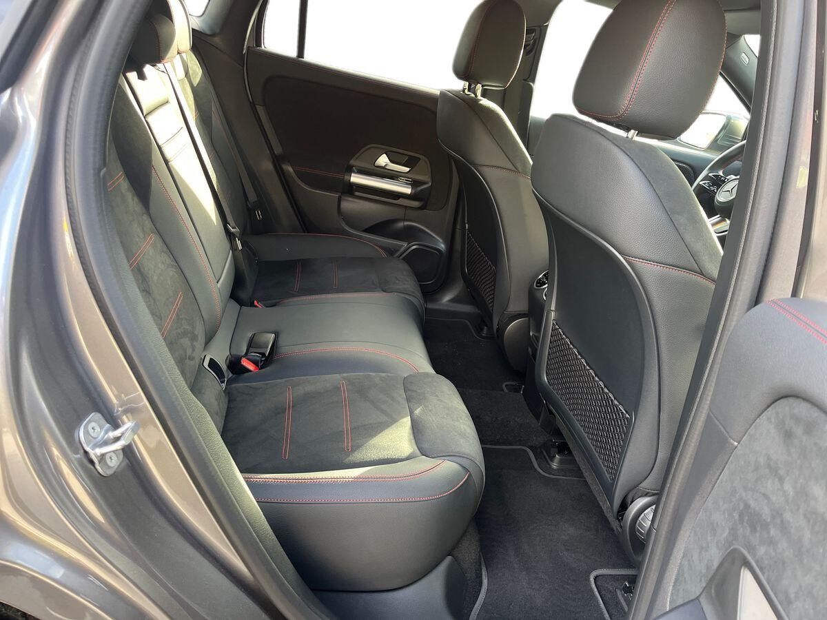 Billede af Mercedes-Benz EQA 350 EL AMG 4Matic 292HK 5d Aut.