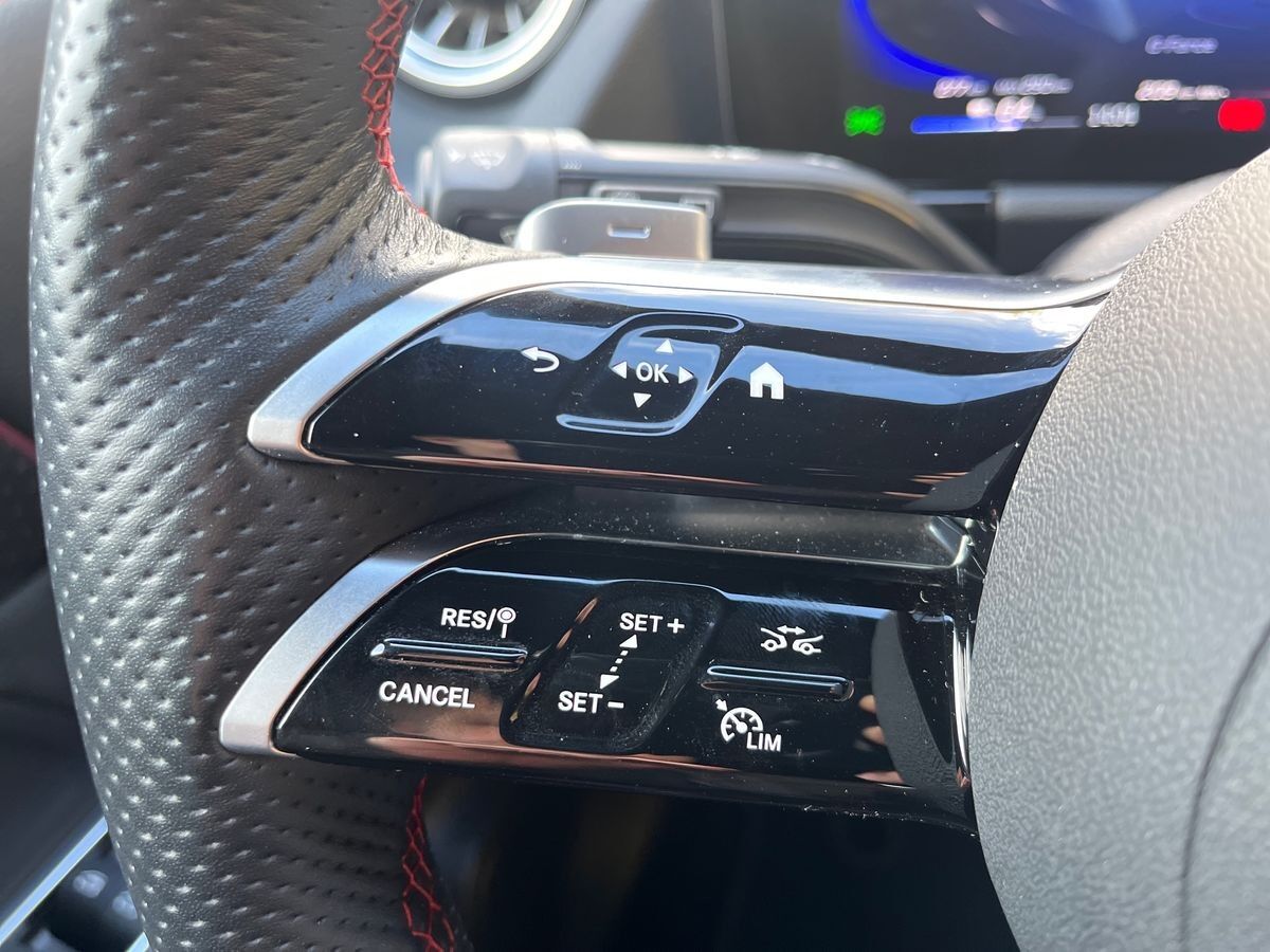 Billede af Mercedes-Benz EQA 350 EL AMG 4Matic 292HK 5d Aut.