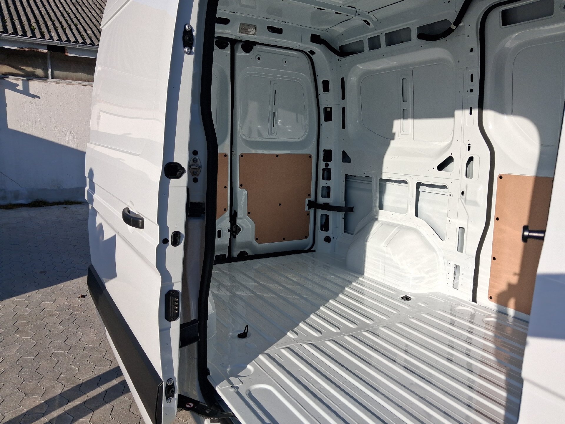 Billede af Nissan Interstar L2H2 EL Tekna 141HK Van Aut.