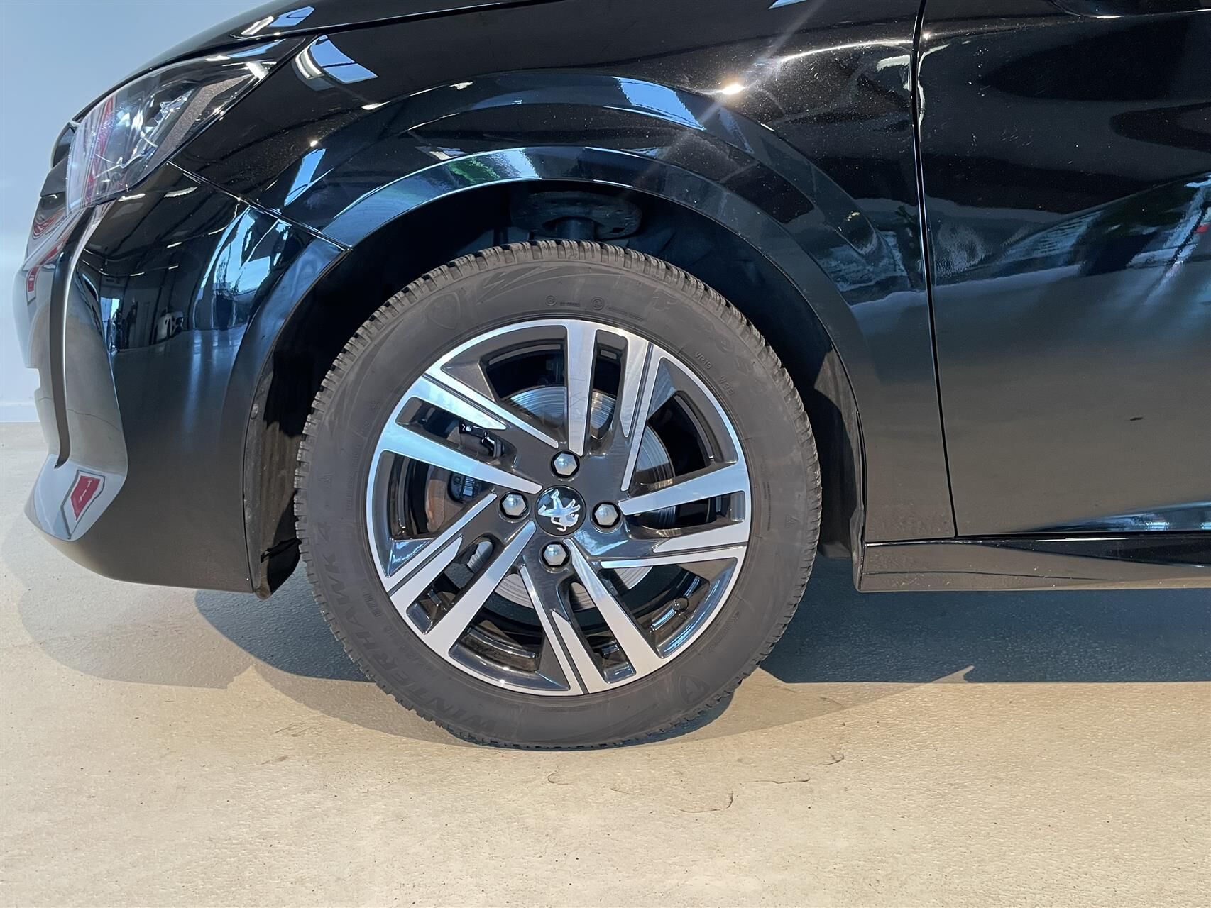 Billede af Peugeot 208 1,2 PureTech Supreme+ EAT8 100HK 5d 8g Aut.