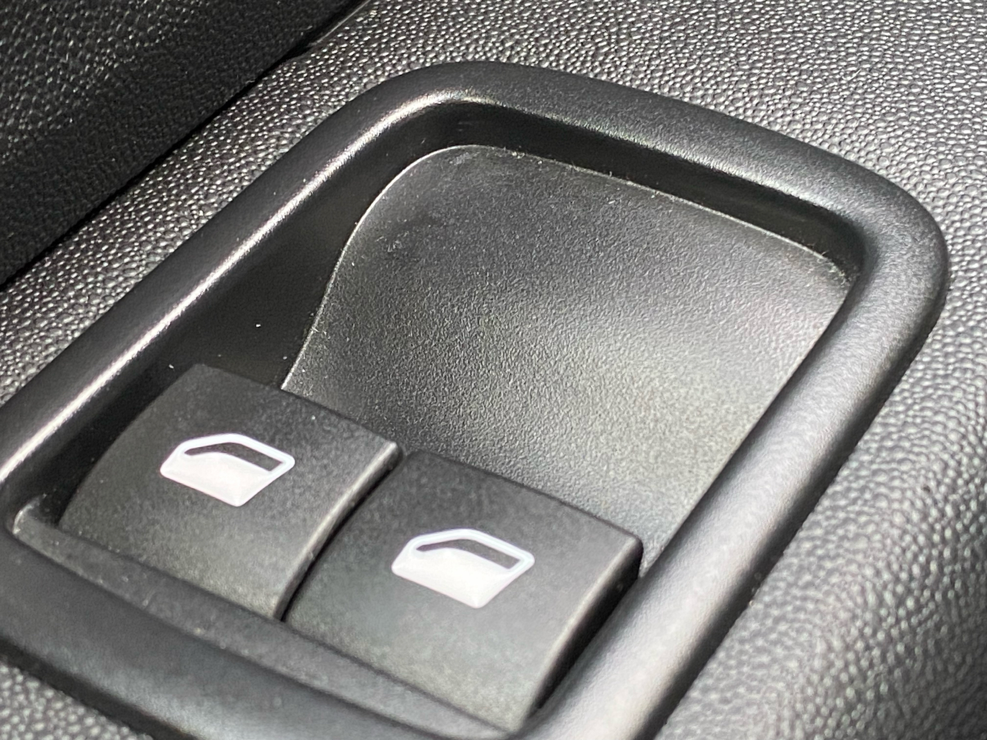 Billede af Citroën C3 1,6 Blue HDi Iconic Limited start/stop 75HK 5d