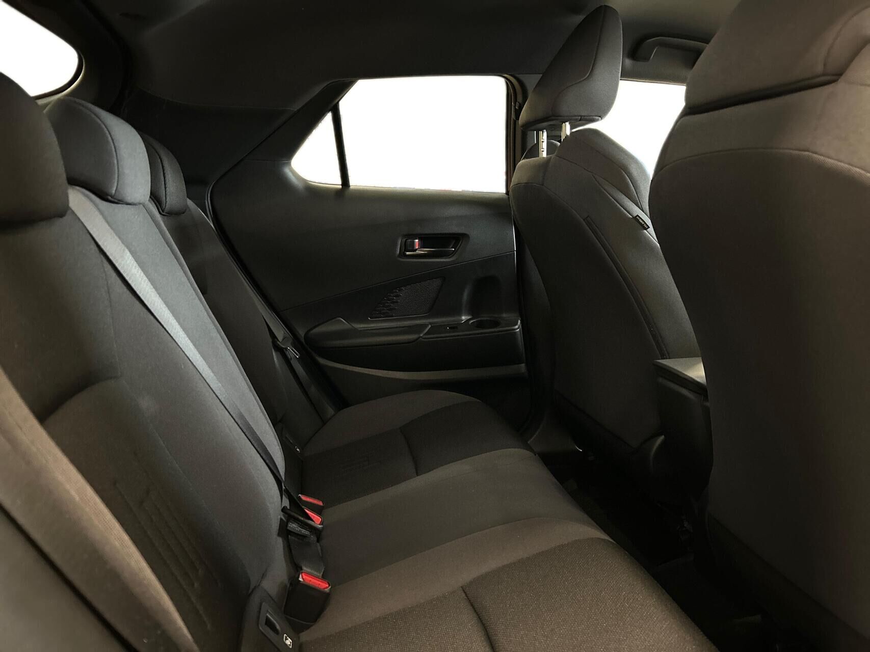 Billede af Toyota C-HR 1,8 Hybrid Style Smart Multidrive S 140HK 5d 6g Aut.