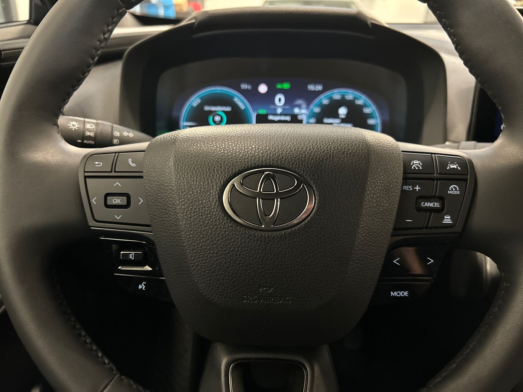 Billede af Toyota C-HR 1,8 Hybrid Style Smart Multidrive S 140HK 5d 6g Aut.