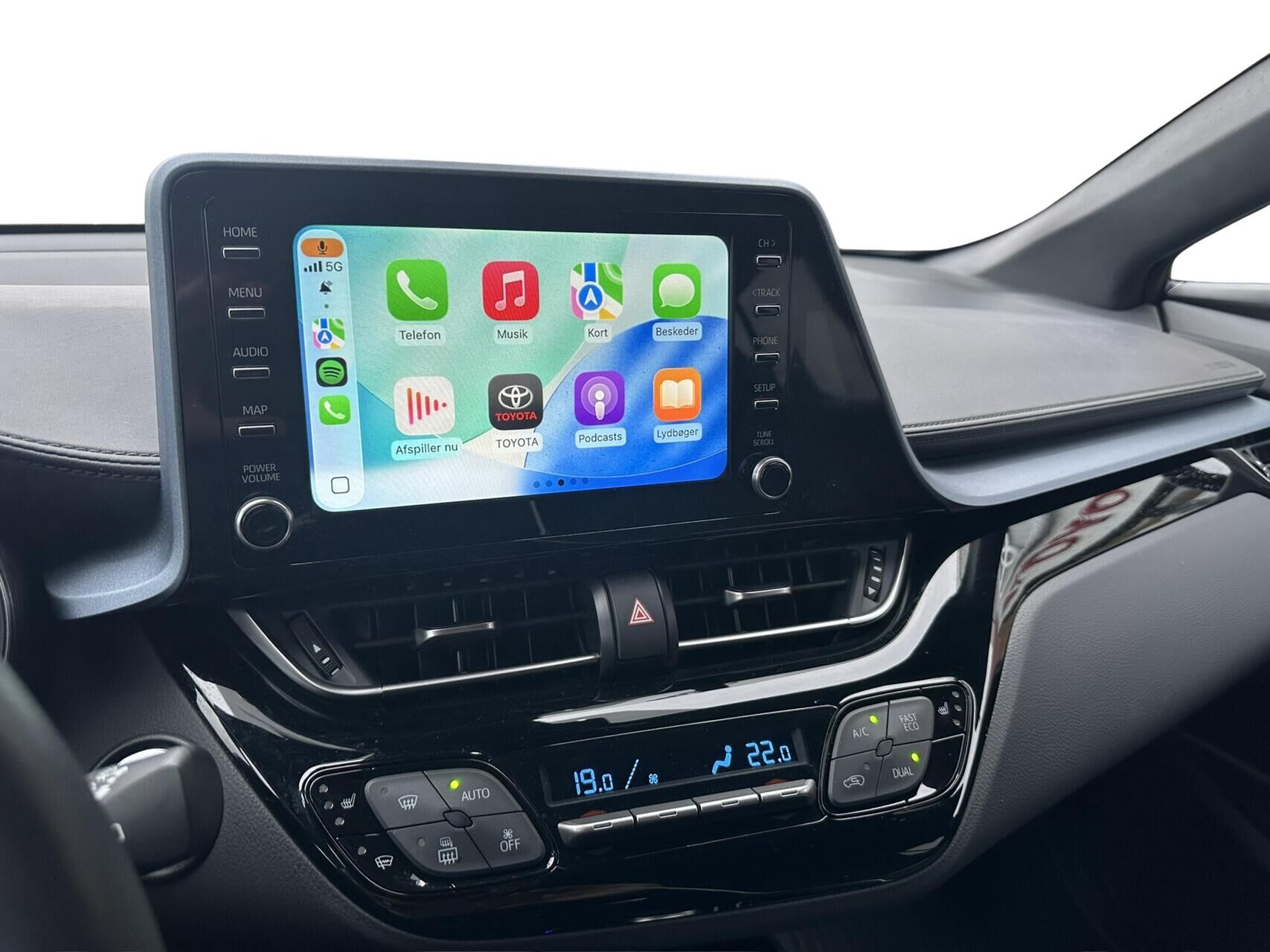 Billede af Toyota C-HR 1,8 Hybrid C-LUB Smart Multidrive S 122HK 5d Aut.