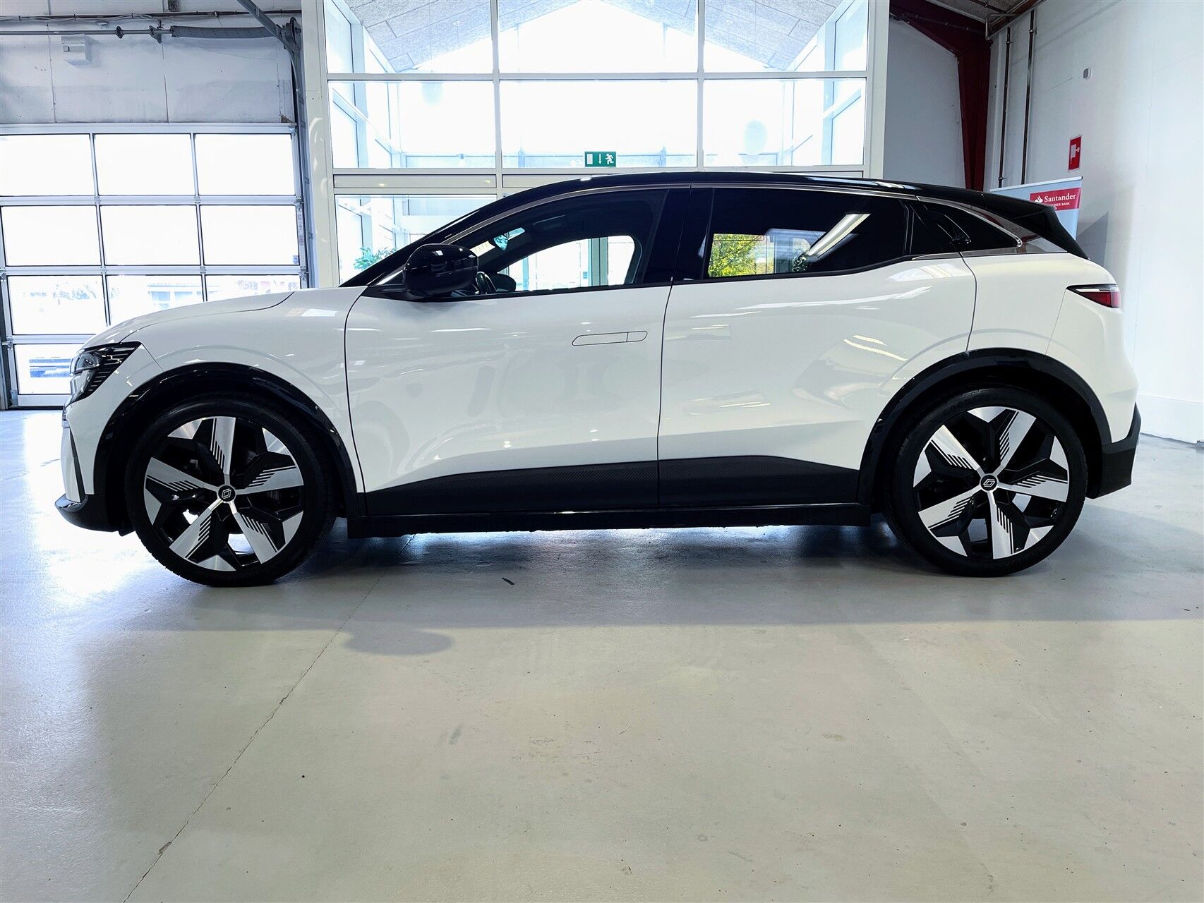 Billede af Renault Mégane E-TECH 60 kWh Techno Optimum Charge 220HK 5d Aut. 