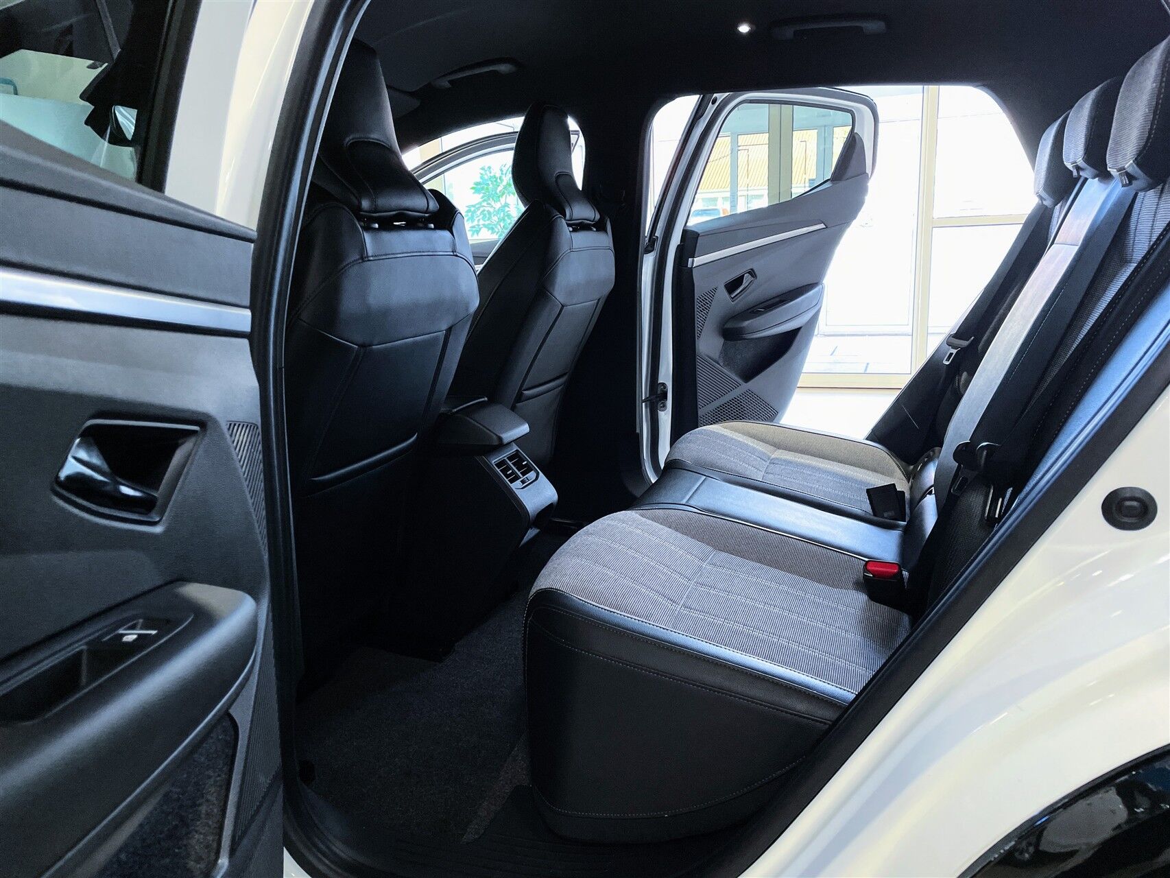 Billede af Renault Mégane E-TECH 60 kWh Techno Optimum Charge 220HK 5d Aut. 