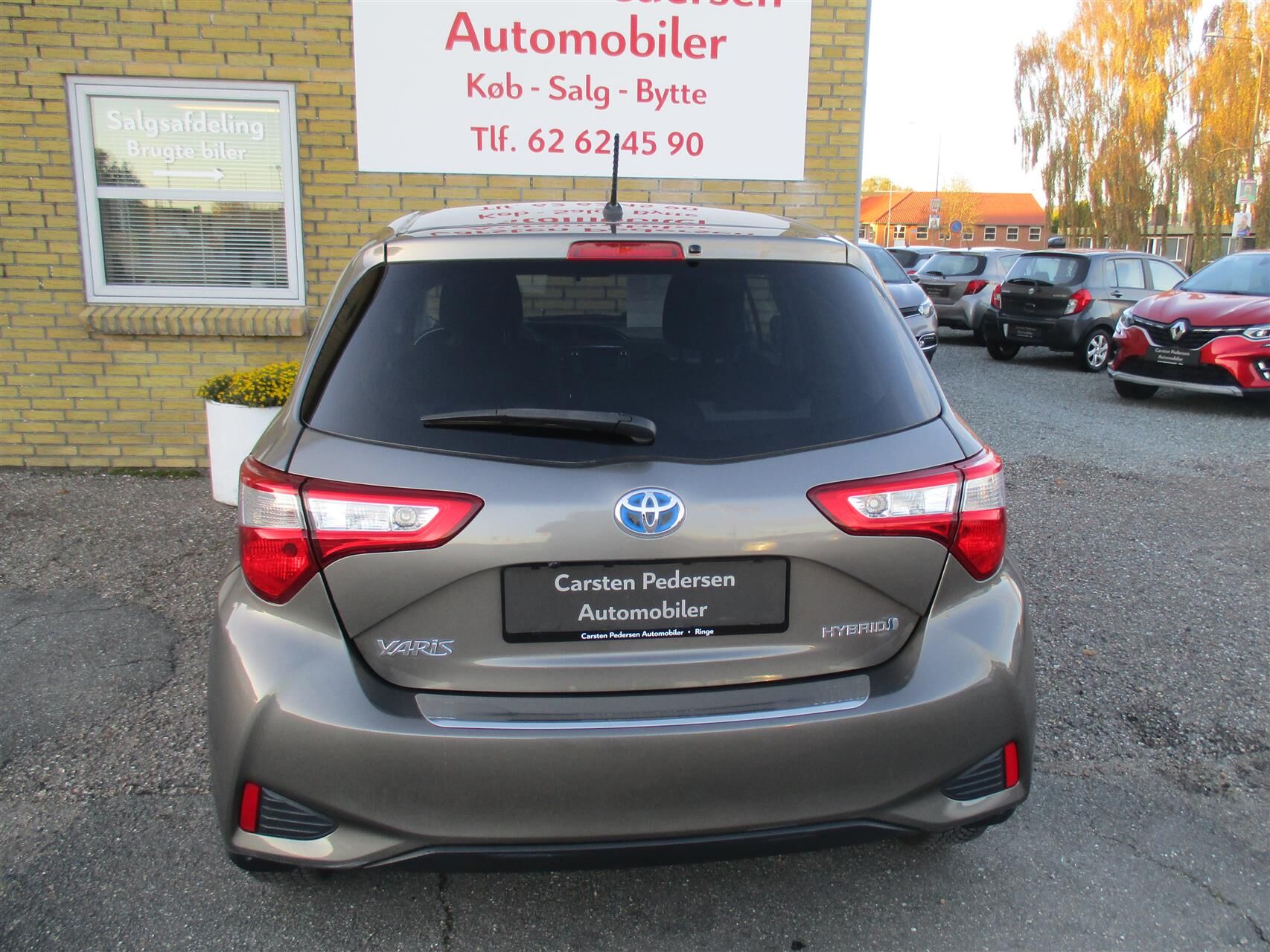 Billede af Toyota Yaris 1,5 Hybrid H2 Premium E-CVT 100HK 5d Trinl. Gear