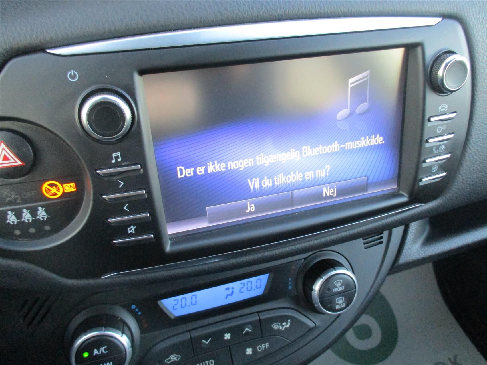 Billede af Toyota Yaris 1,5 Hybrid H2 Premium E-CVT 100HK 5d Trinl. Gear