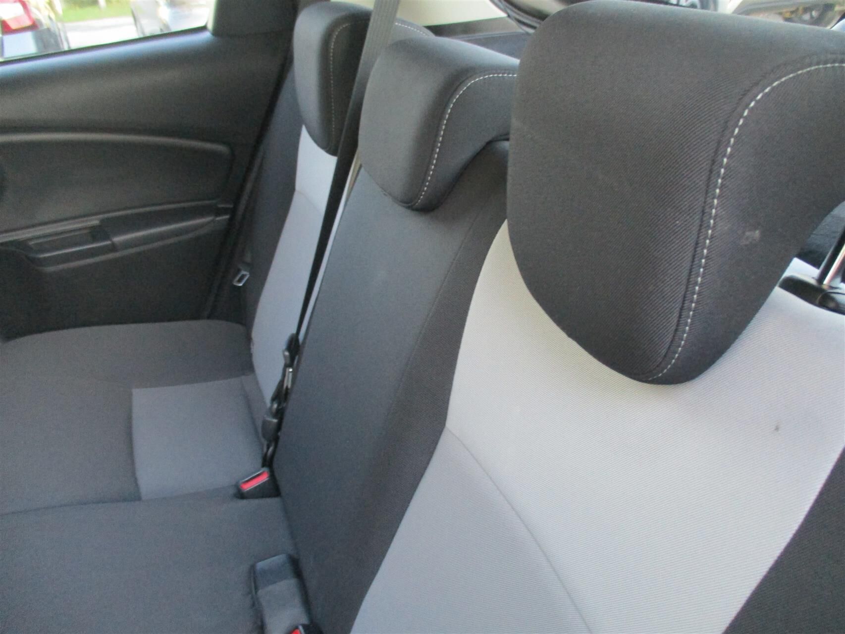 Billede af Toyota Yaris 1,5 Hybrid H2 Premium E-CVT 100HK 5d Trinl. Gear