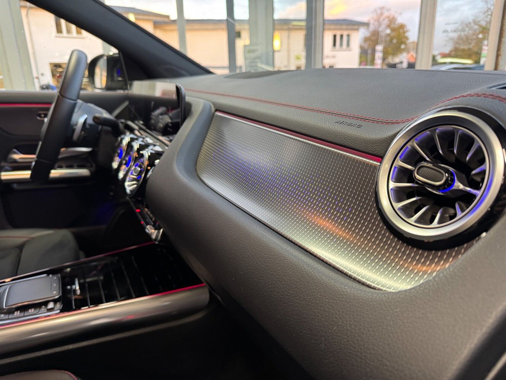 Billede af Mercedes-Benz EQA 250+ EL AMG Edition 190HK 5d Aut.