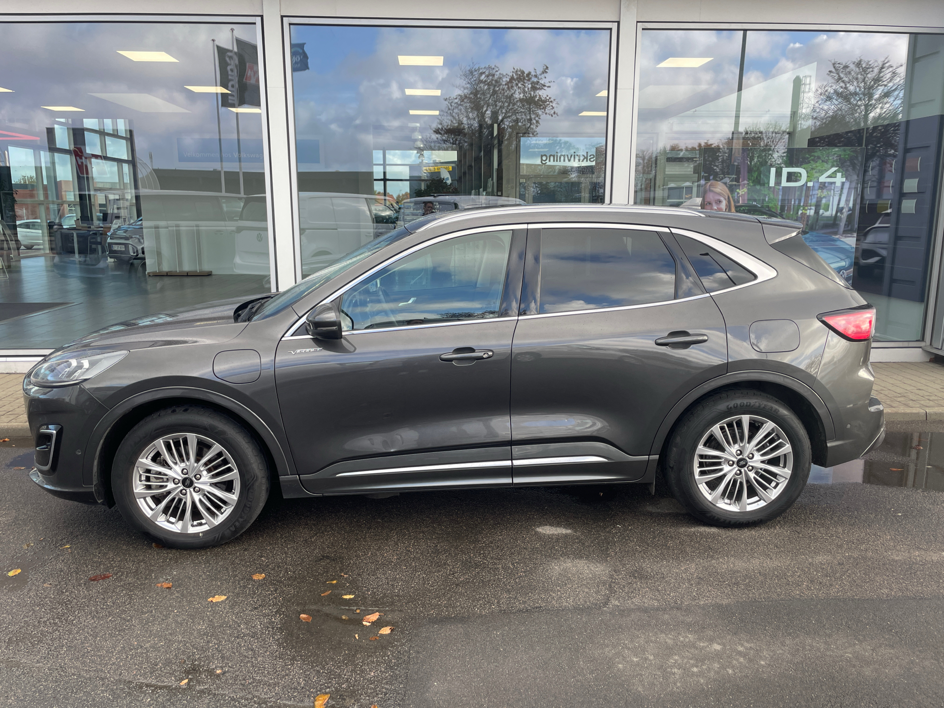 Billede af Ford Kuga 2,5 Plugin-hybrid Vignale CVT 225HK 5d Trinl. Gear