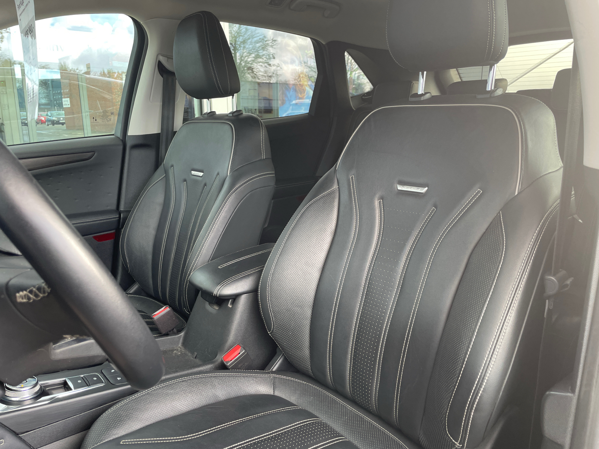 Billede af Ford Kuga 2,5 Plugin-hybrid Vignale CVT 225HK 5d Trinl. Gear