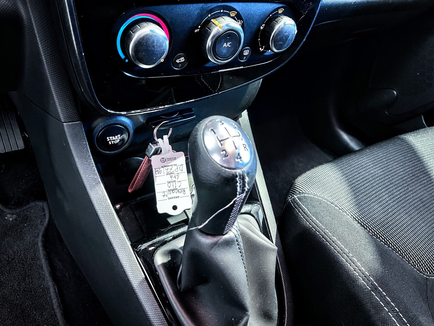 Billede af Renault Clio Sport Tourer 0,9 TCE Expression Energy 90HK Stc