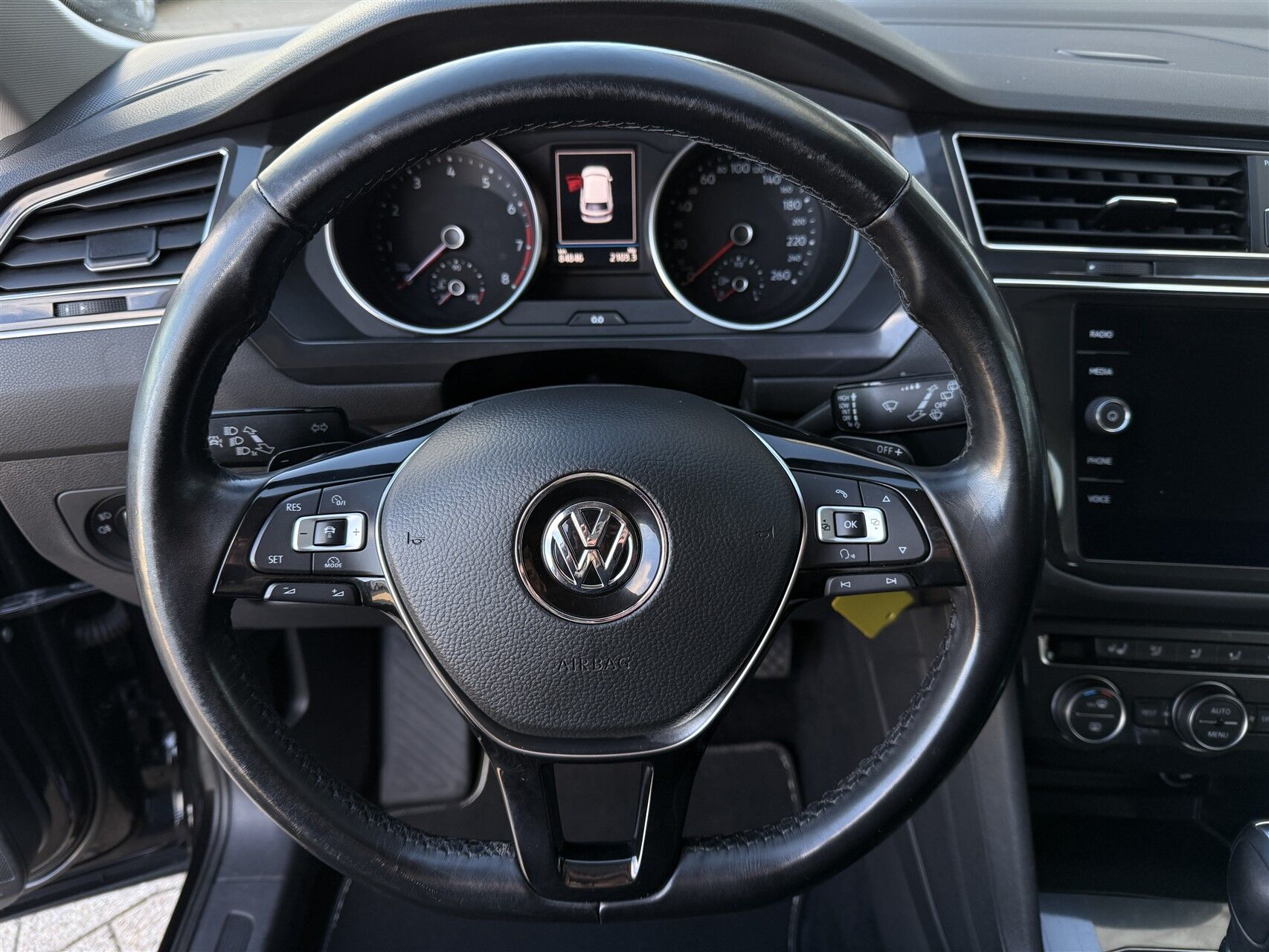 Billede af VW Tiguan Allspace 1,4 TSI ACT Comfortline DSG 150HK 5d 6g Aut.