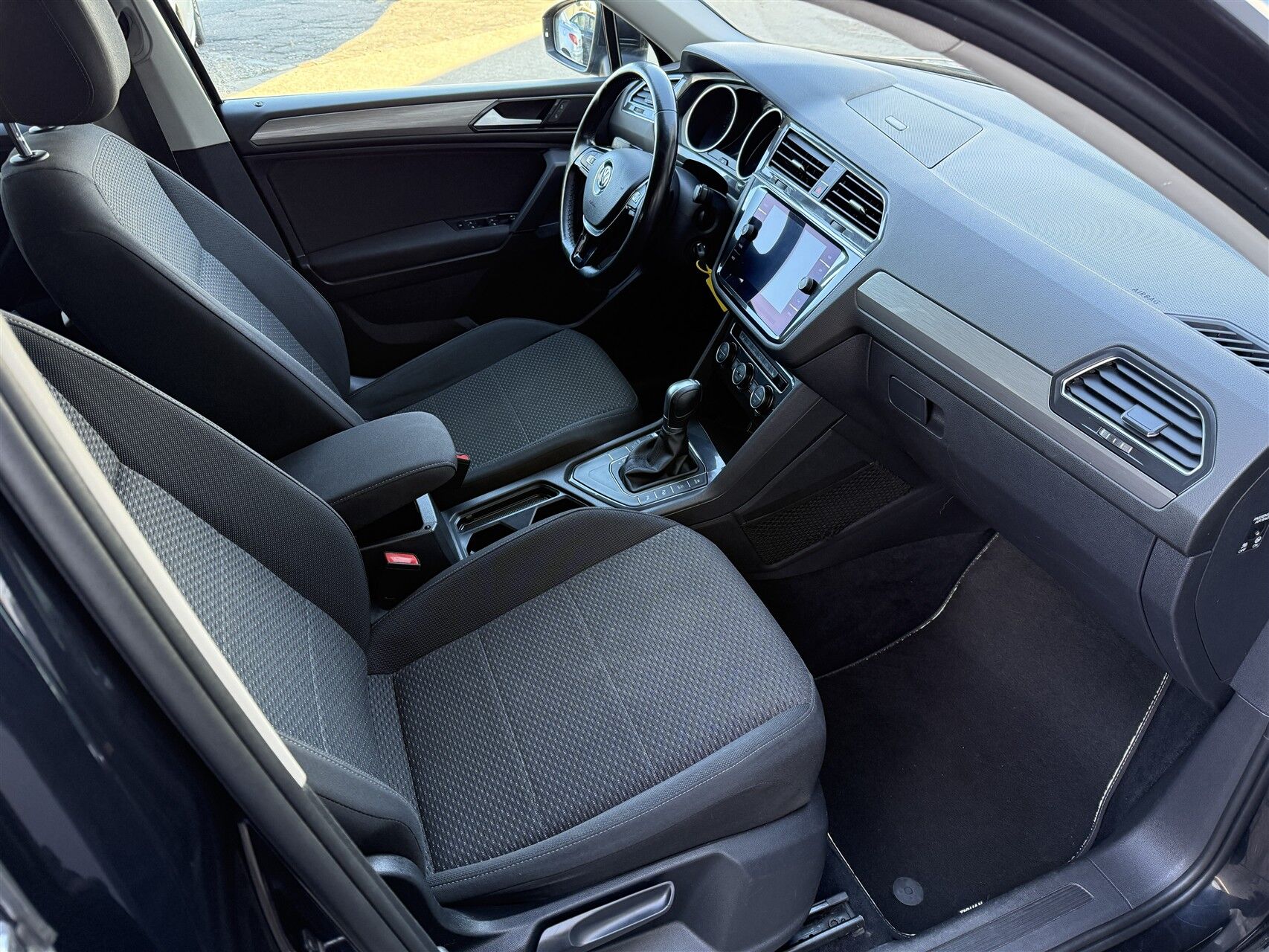 Billede af VW Tiguan Allspace 1,4 TSI ACT Comfortline DSG 150HK 5d 6g Aut.