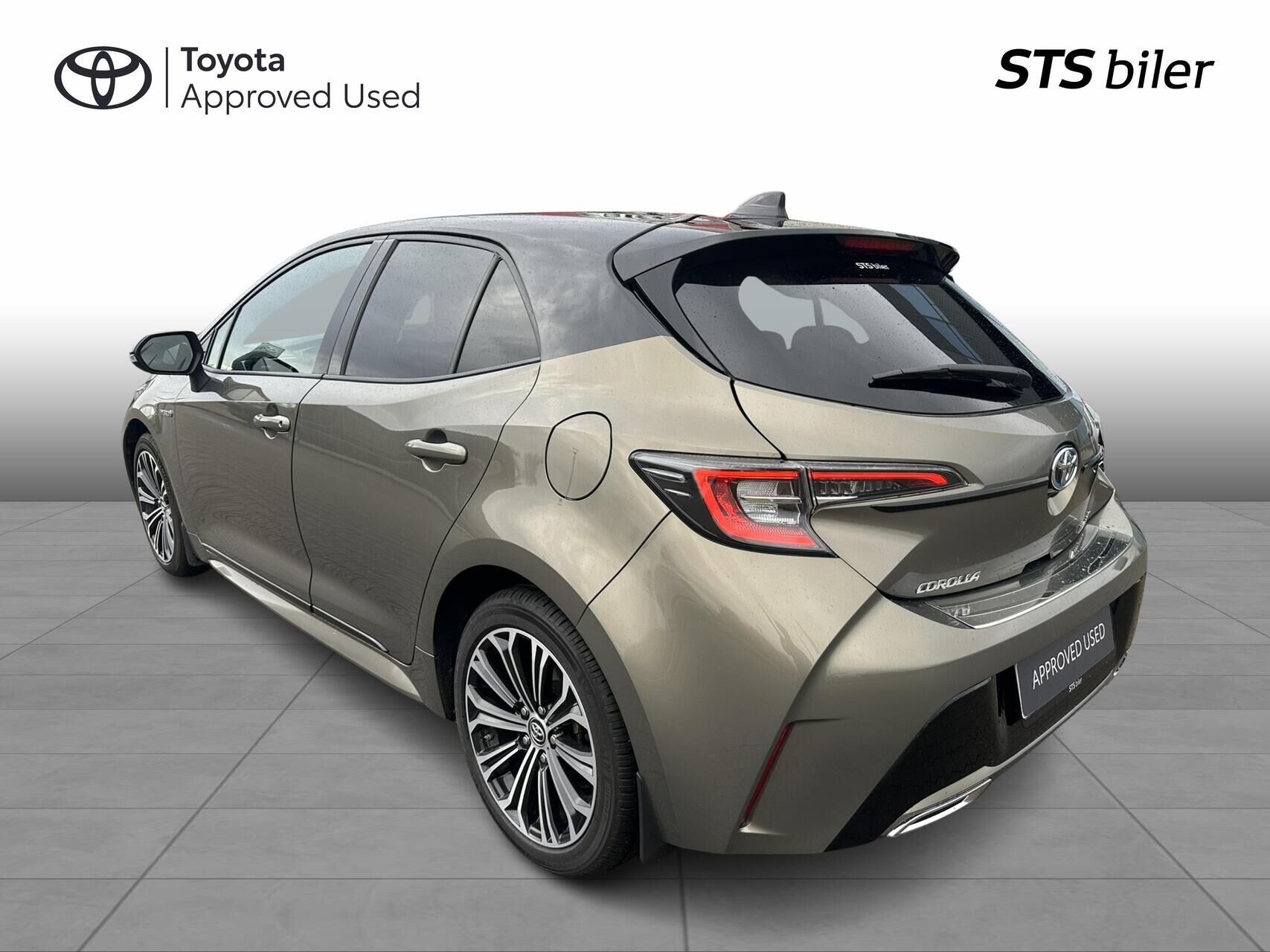 Billede af Toyota Corolla 2,0 Hybrid H3 Premium E-CVT 180HK 5d 6g Aut.