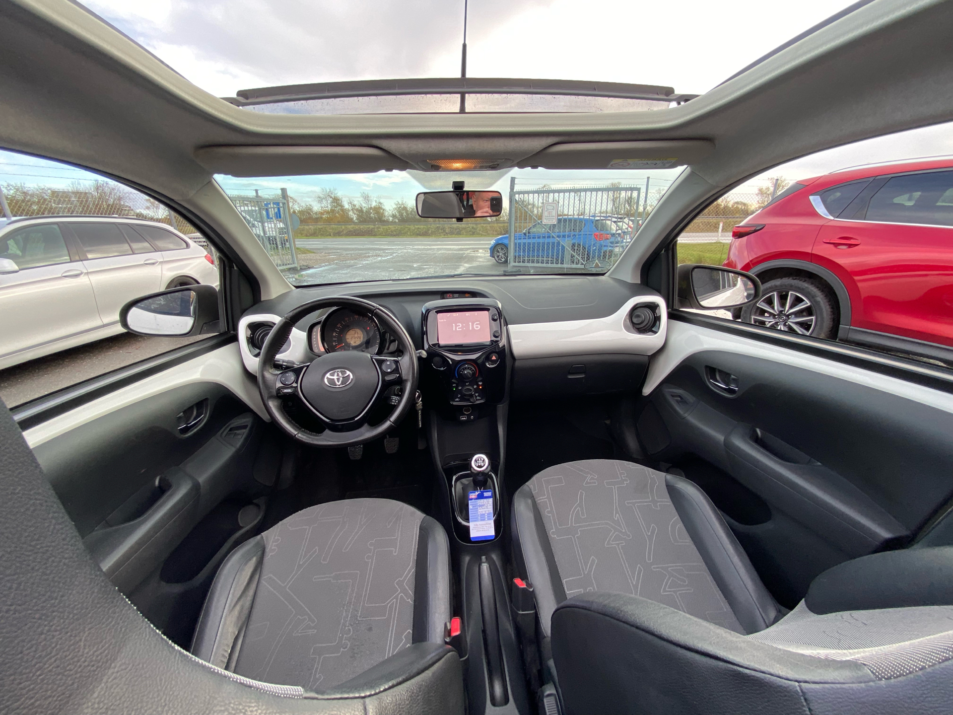 Billede af Toyota Aygo 1,0 VVT-I X-Wave Sky 69HK 5d