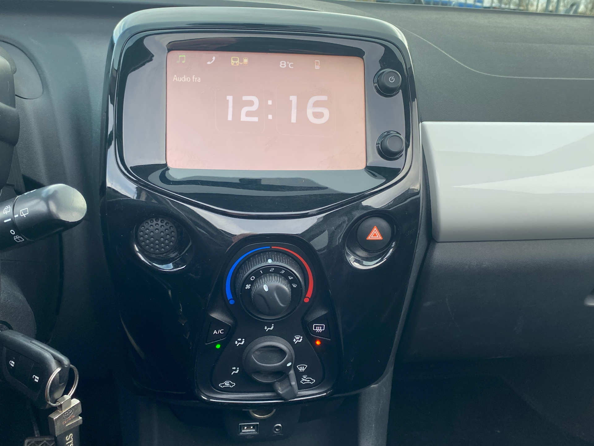 Billede af Toyota Aygo 1,0 VVT-I X-Wave Sky 69HK 5d