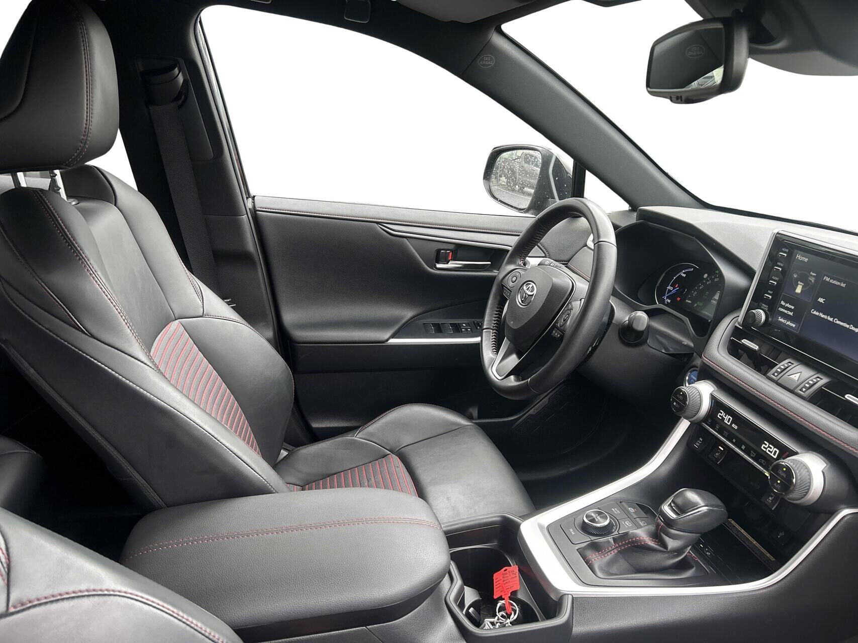 Billede af Toyota RAV4 Plug-in 2,5 Plugin-hybrid H3 Business Comfort AWD 306HK 5d 6g Aut.