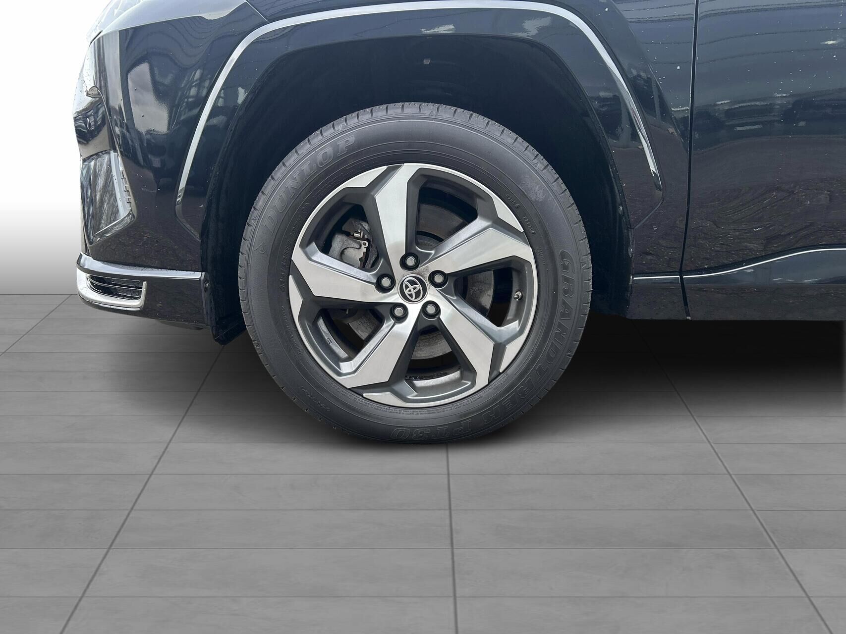 Billede af Toyota RAV4 Plug-in 2,5 Plugin-hybrid H3 Business Comfort AWD 306HK 5d 6g Aut.