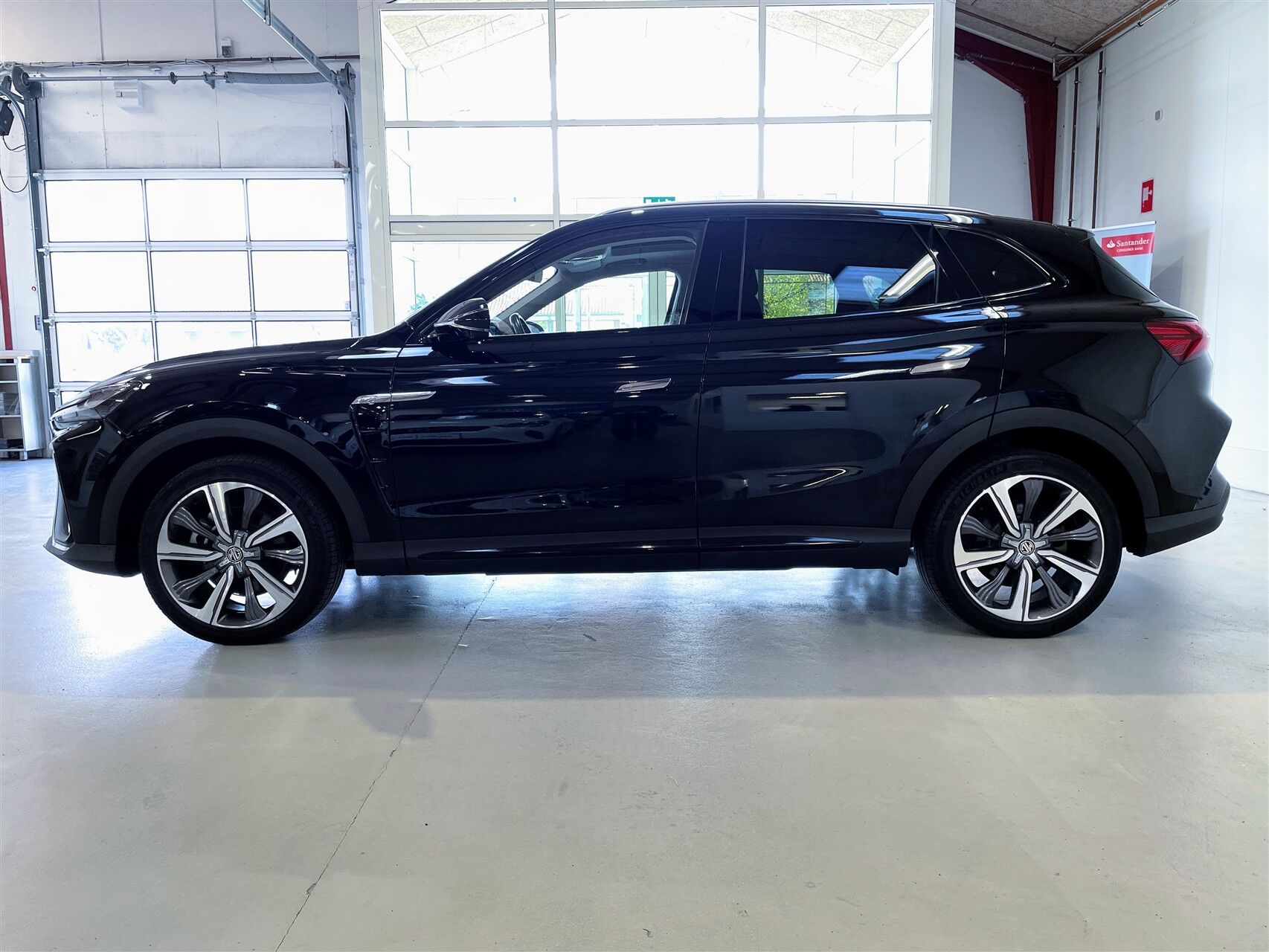 Billede af MG Marvel R EL Performance 4x4 288HK 5d Aut.