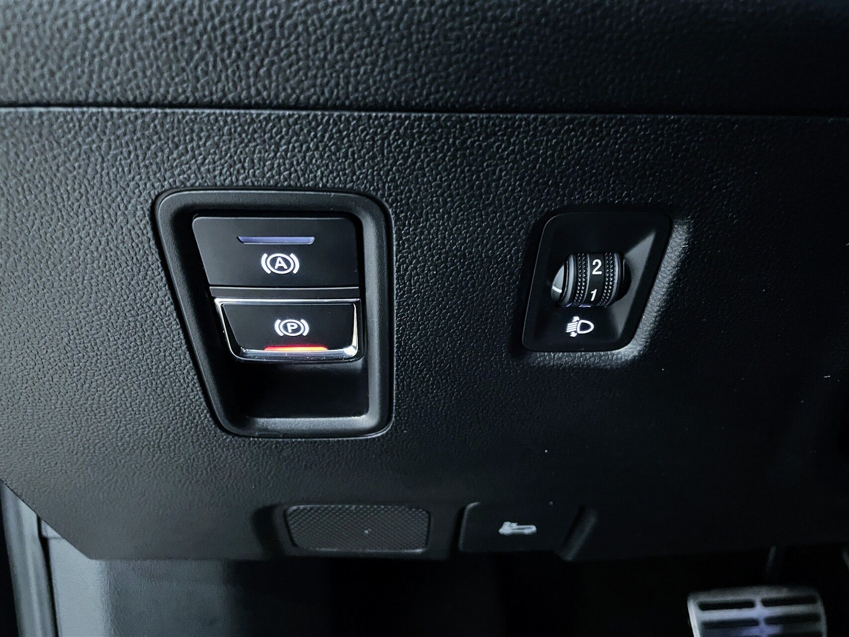 Billede af MG Marvel R EL Performance 4x4 288HK 5d Aut.