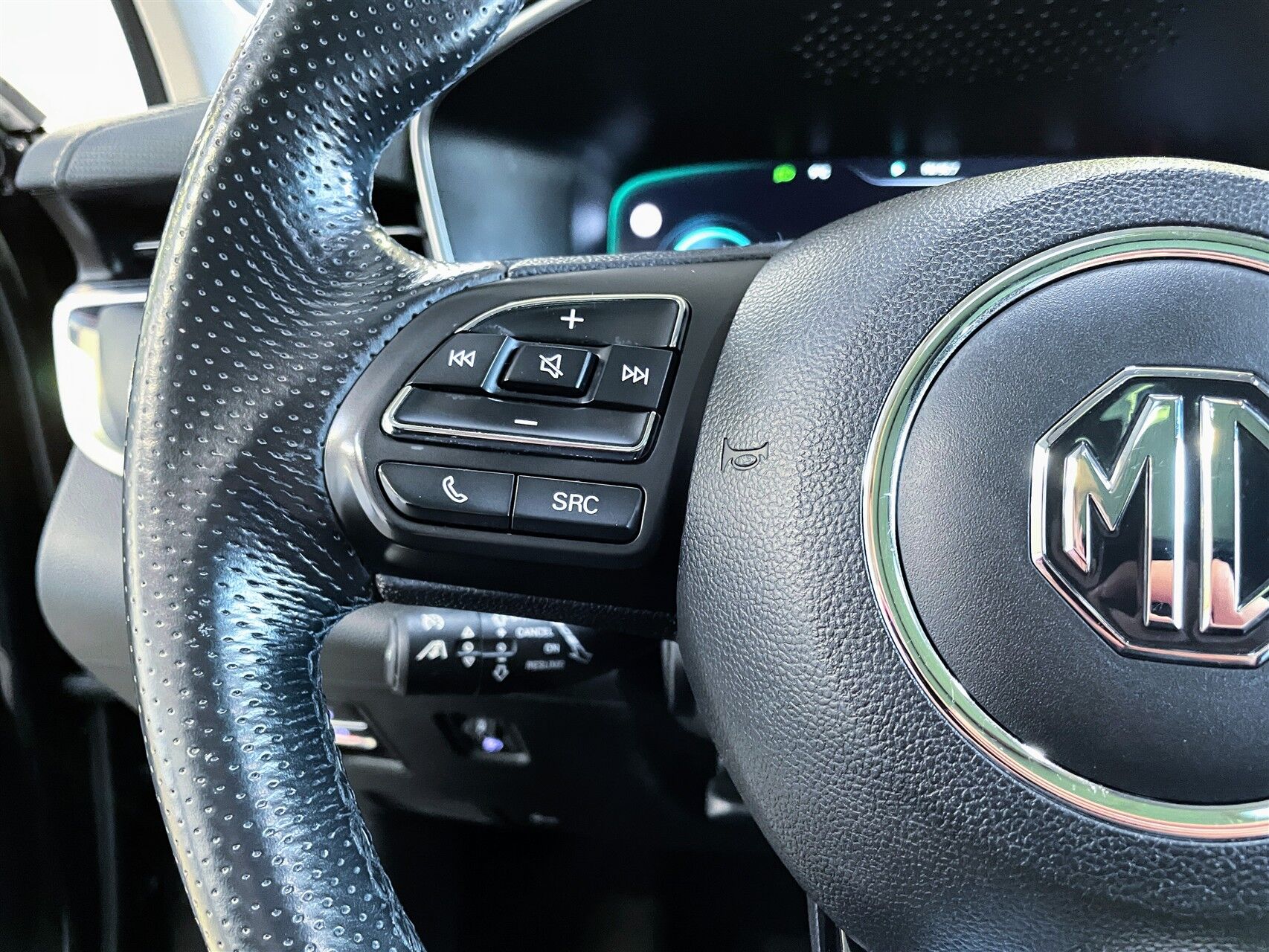 Billede af MG Marvel R EL Performance 4x4 288HK 5d Aut.