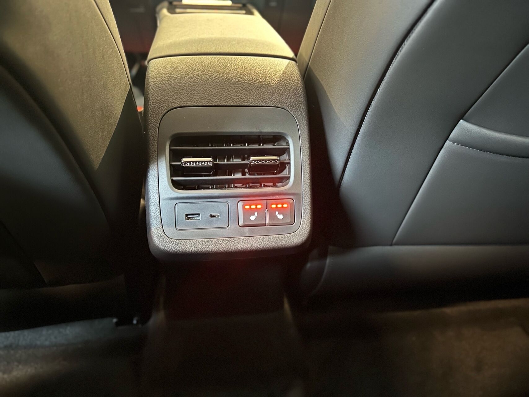 Billede af Omoda 5 EL Premium 204HK Aut.