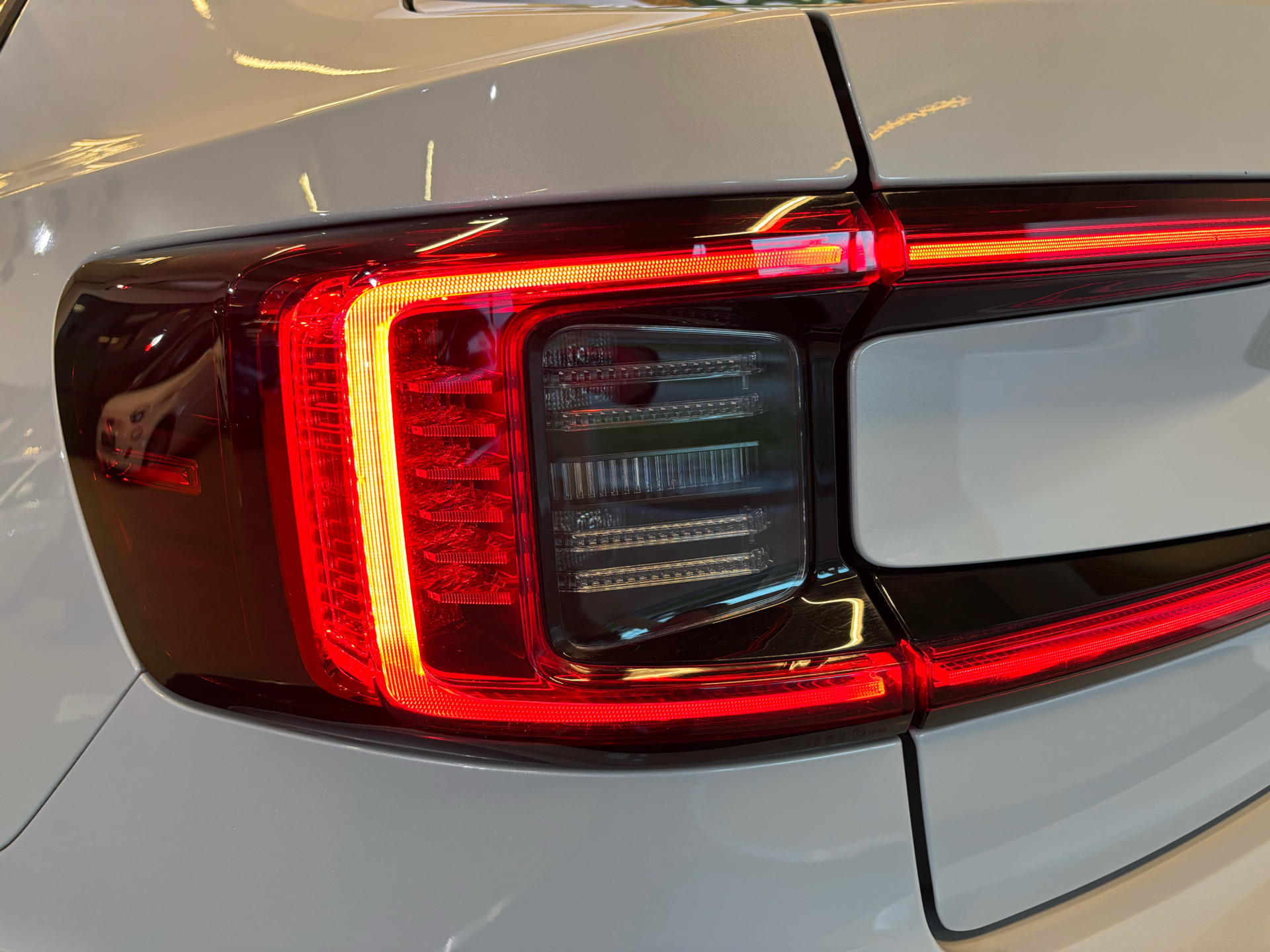 Billede af Polestar 2 EL Long range Single motor 231HK 5d Aut.