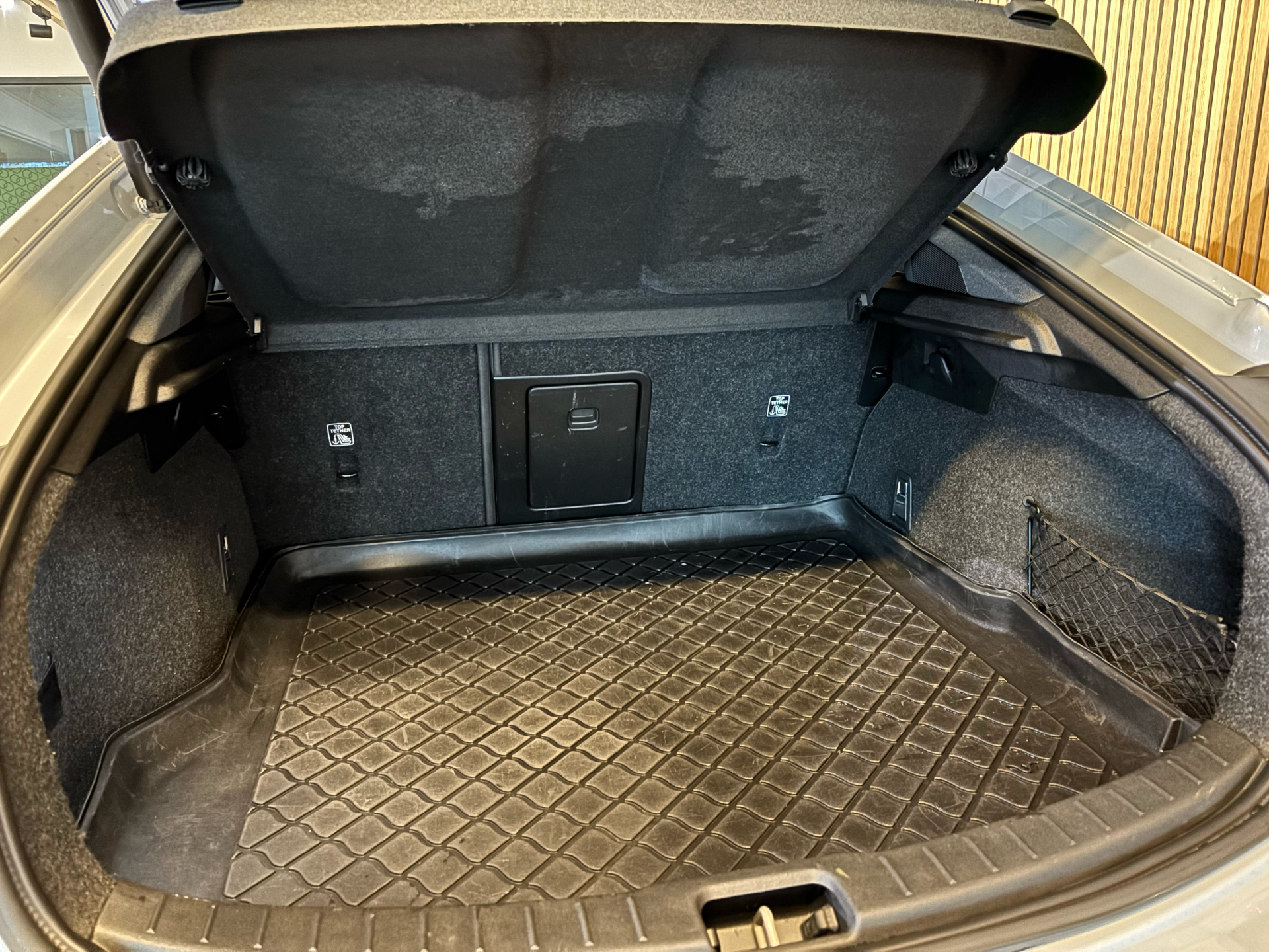 Billede af Polestar 2 EL Long range Single motor 231HK 5d Aut.