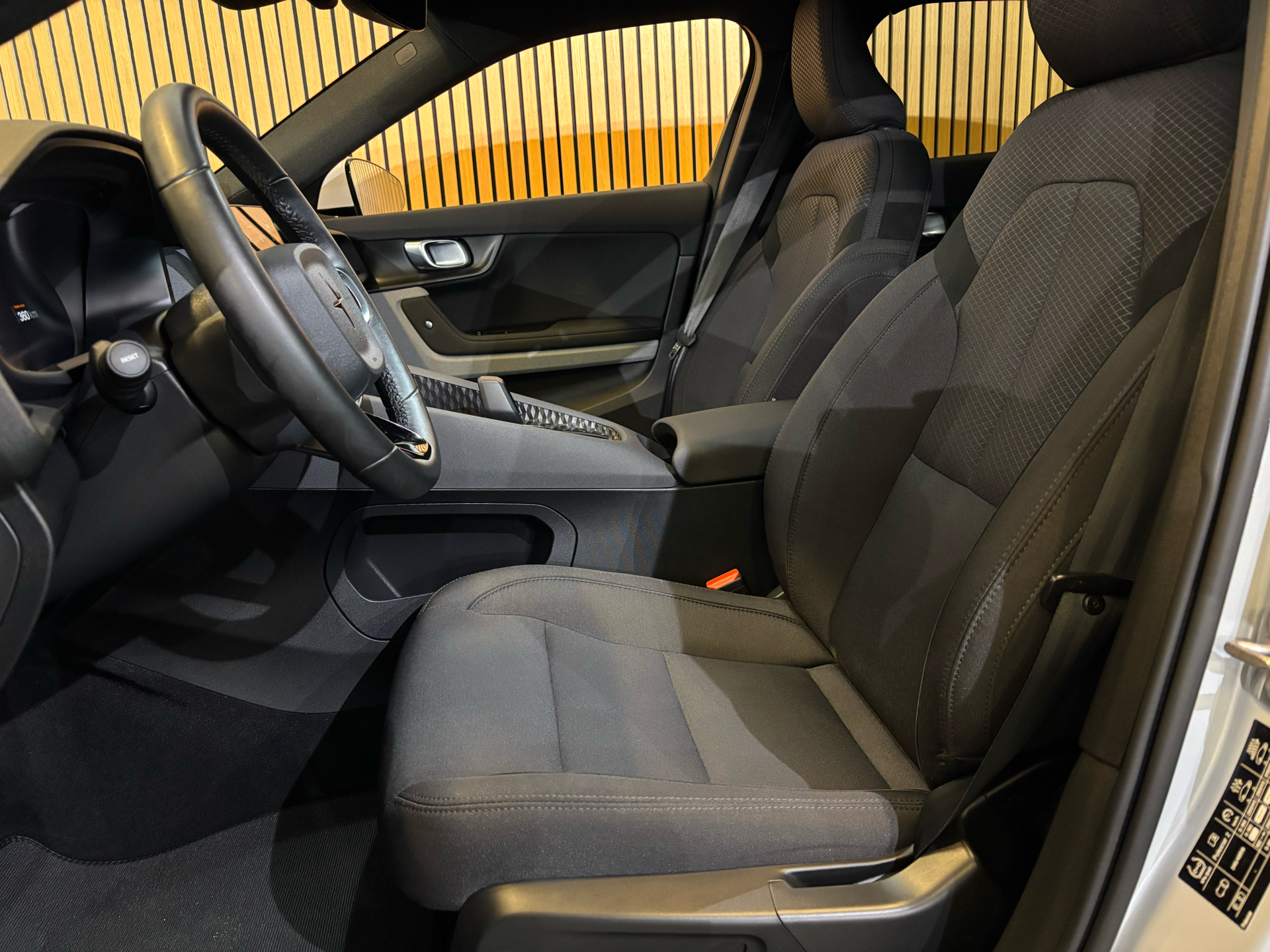 Billede af Polestar 2 EL Long range Single motor 231HK 5d Aut.