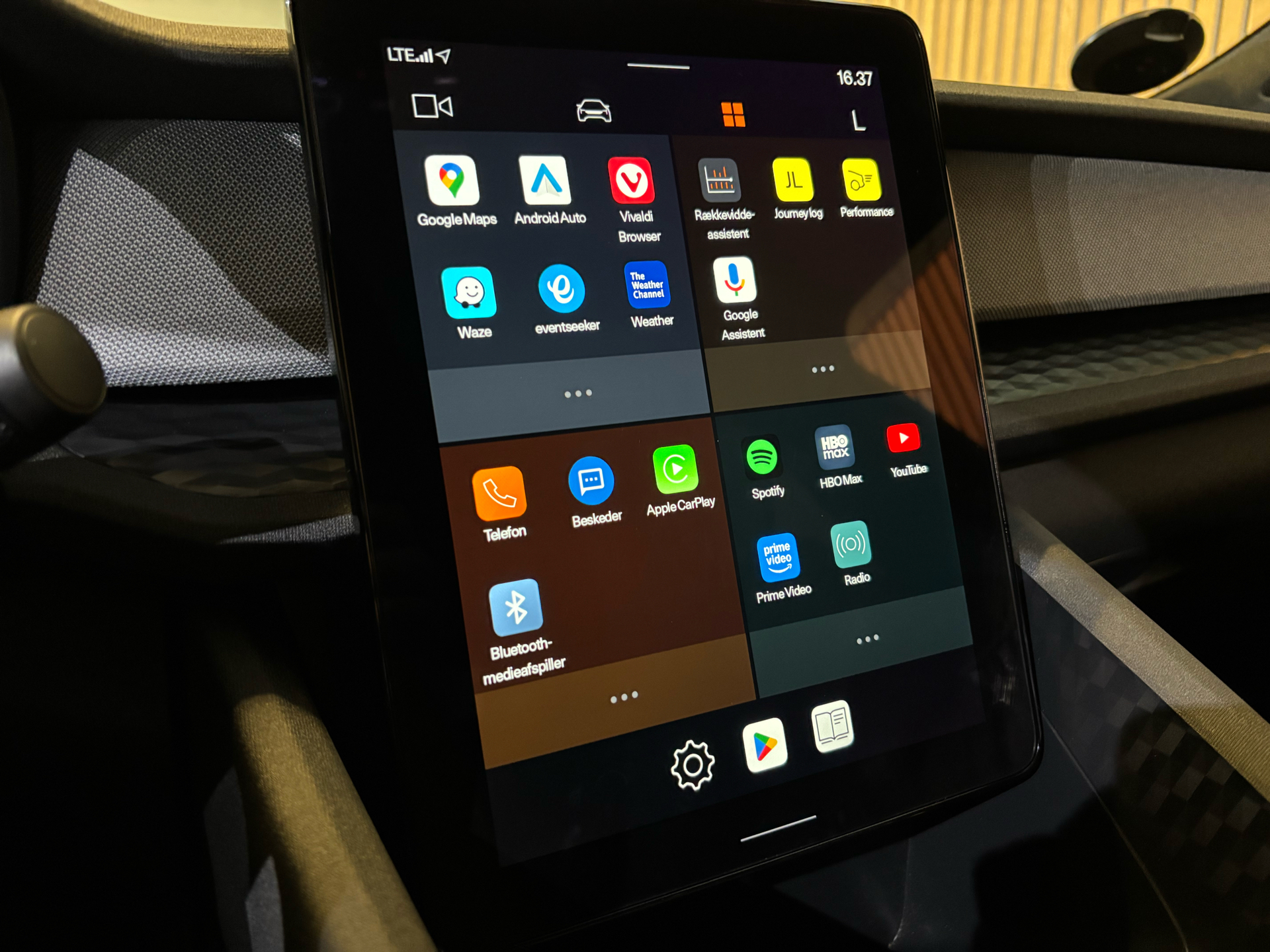 Billede af Polestar 2 EL Long range Single motor 231HK 5d Aut.