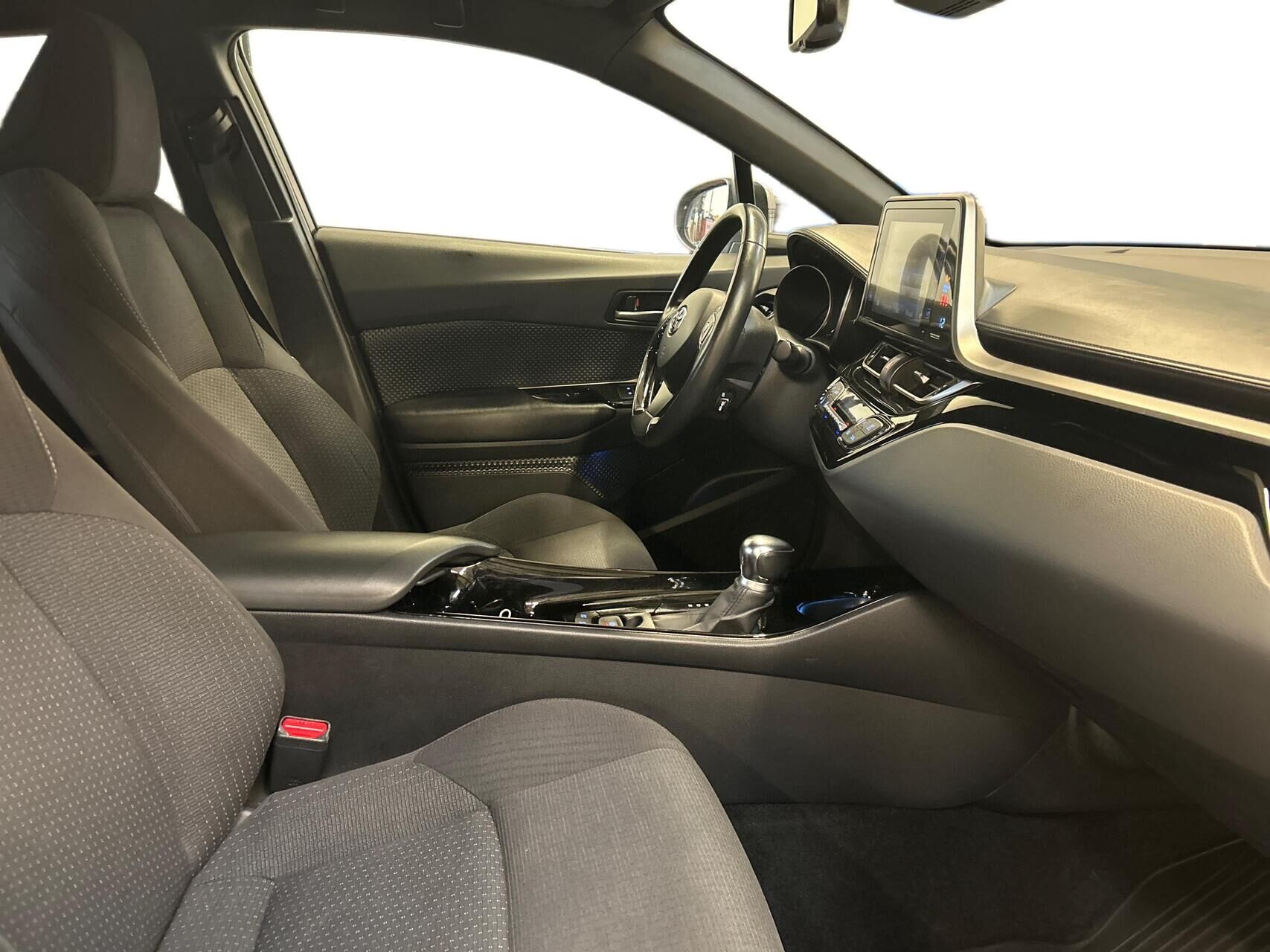 Billede af Toyota C-HR 1,8 Hybrid C-LUB Smart - LED Multidrive S 122HK 5d Aut.