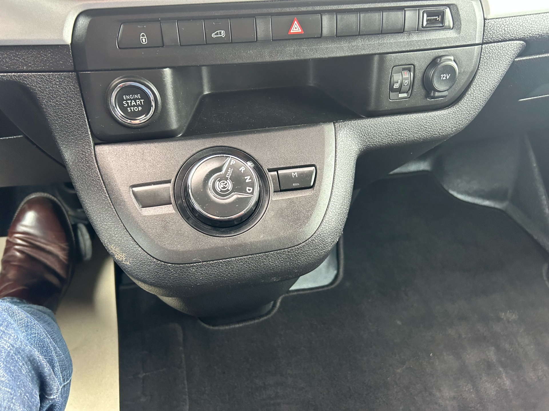 Billede af Opel Vivaro L3V2 2,0 BlueHDi Enjoy+ AT8 145HK Van 8g Aut.