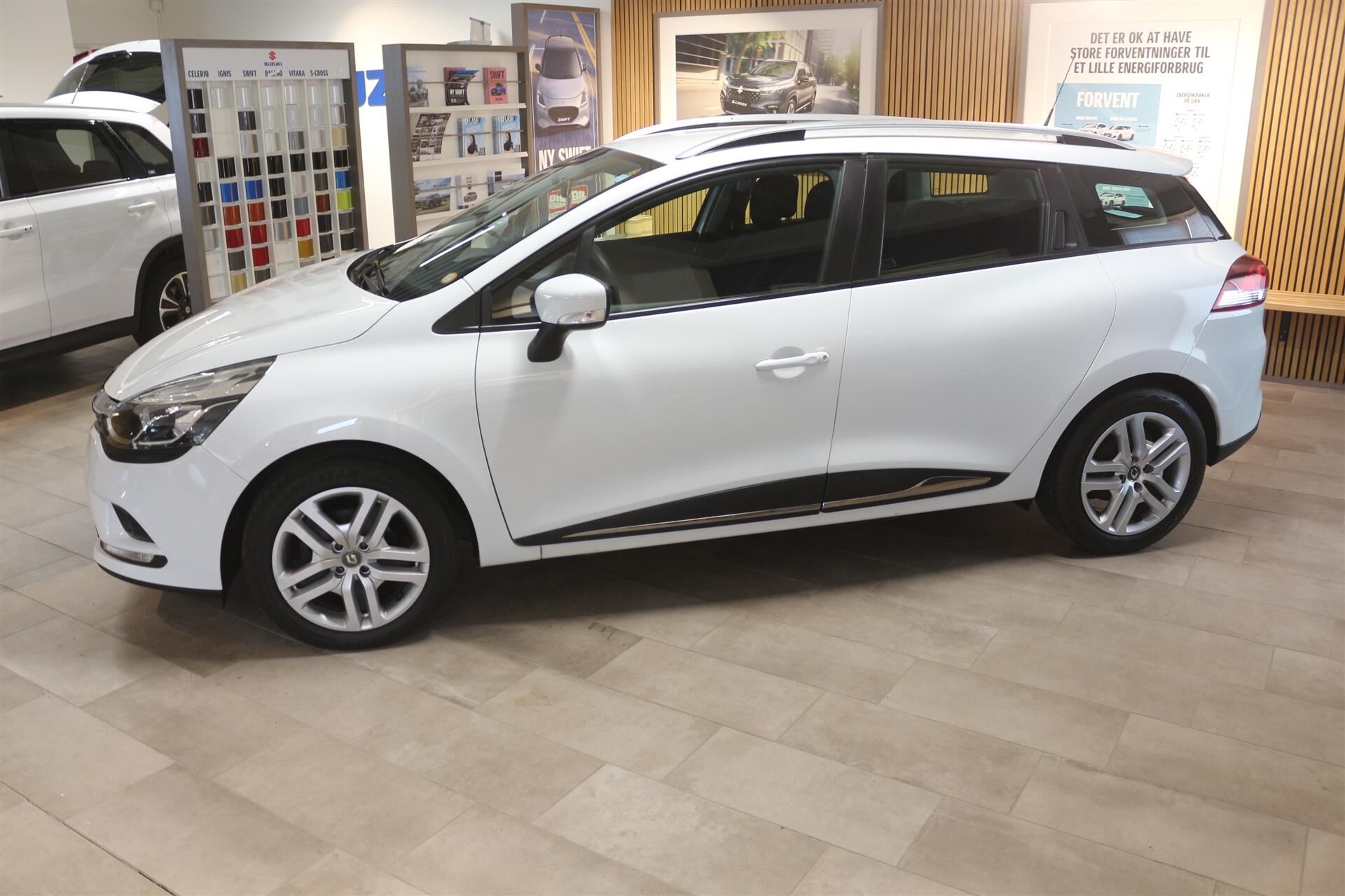 Billede af Renault Clio Sport Tourer 1,5 Energy DCI Limited 90HK Stc