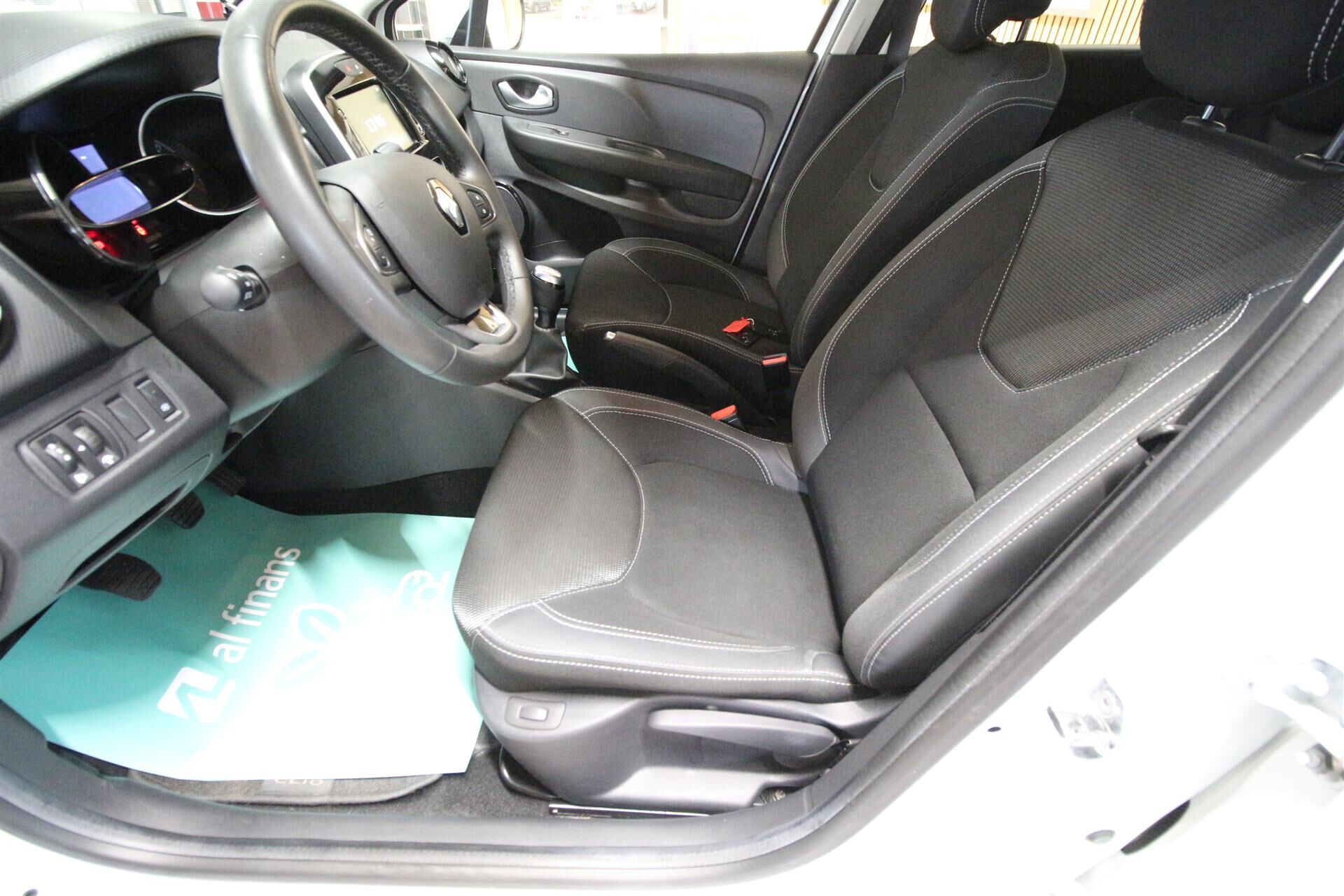 Billede af Renault Clio Sport Tourer 1,5 Energy DCI Limited 90HK Stc