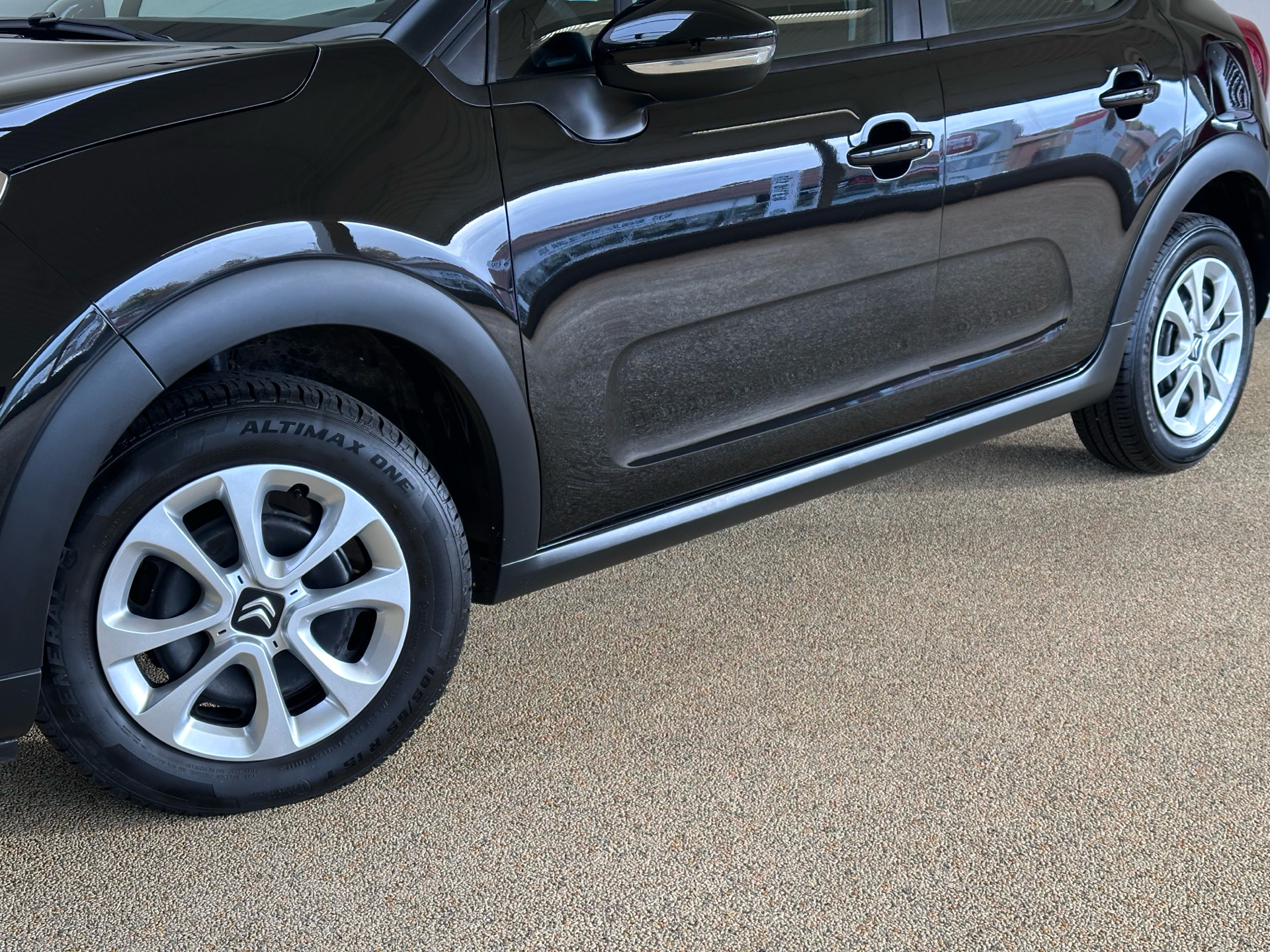 Billede af Citroën C3 1,2 PureTech Limited start/stop 82HK 5d