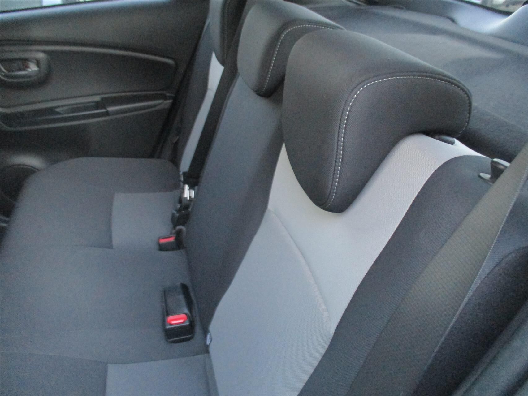 Billede af Toyota Yaris 1,5 VVT-I T2 Limited Premium Multidrive S 111HK 5d 6g Aut.