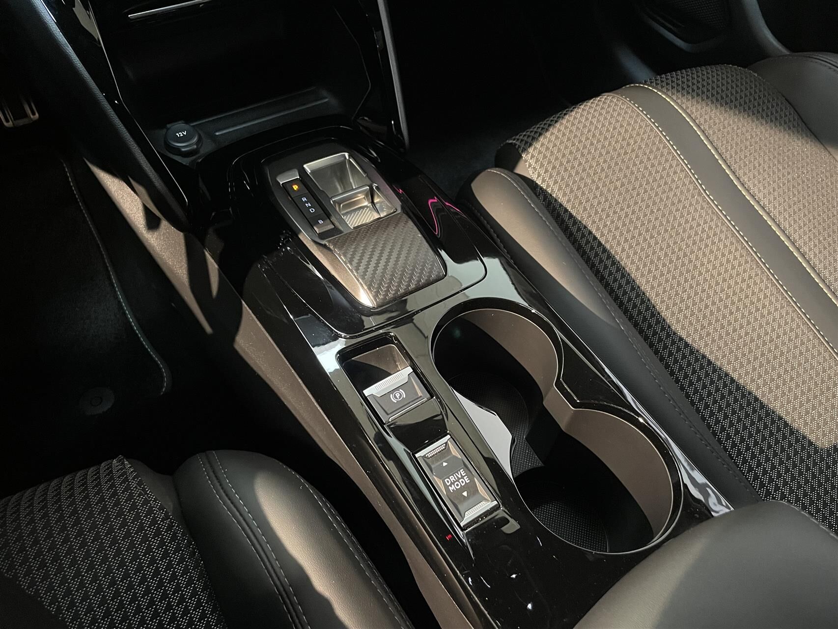 Billede af Peugeot e-208 EL GT 136HK 5d Aut.