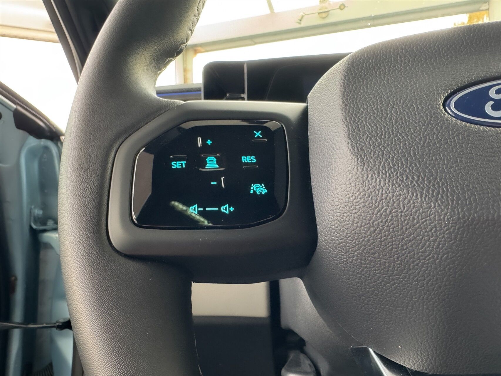 Billede af Ford Explorer EL UR Premium AWD 340HK 5d Aut.