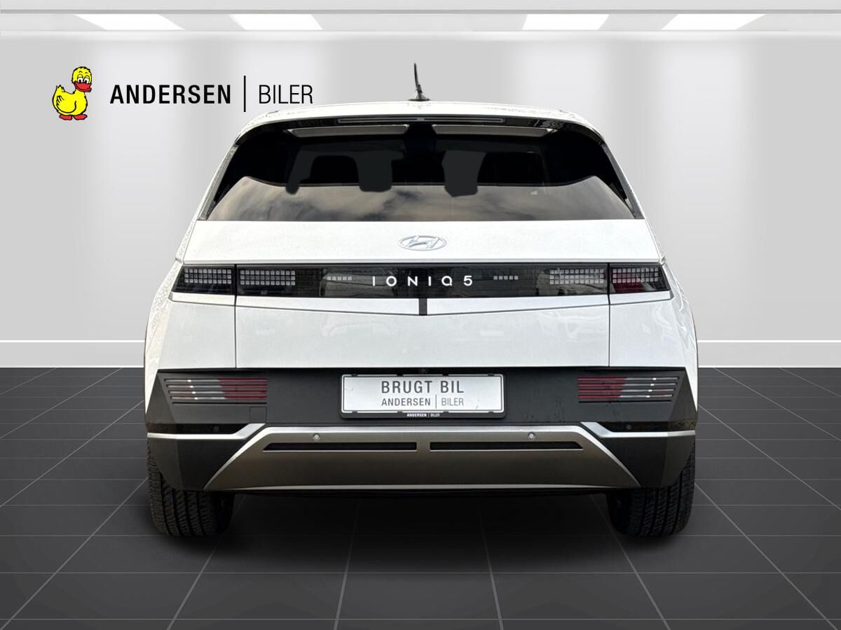 Billede af Hyundai Ioniq 5 Electric 77,4 kWh Essential 229HK 5d Aut.
