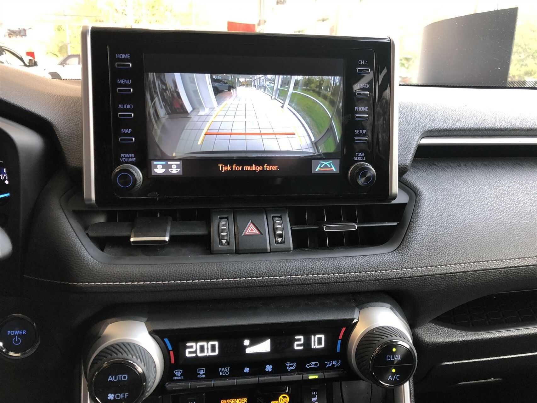 Billede af Toyota RAV4 2,5 Hybrid H3 Business 218HK 5d 6g Aut.