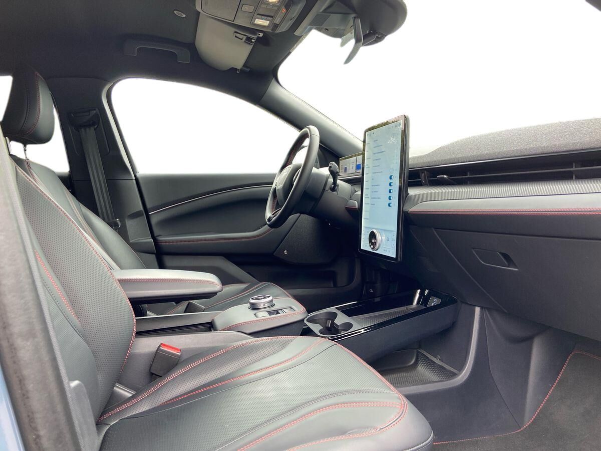 Billede af Ford Mustang Mach-E EL SR Premium AWD 269HK 5d Aut.