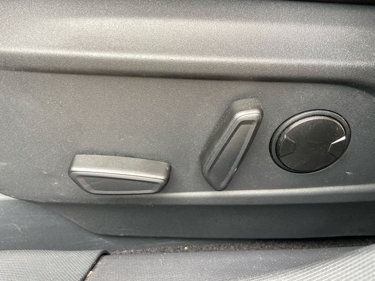 Billede af Ford Mustang Mach-E EL SR Premium AWD 269HK 5d Aut.