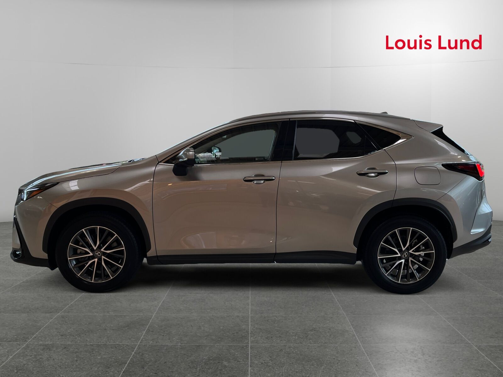 Billede af Lexus NX 450h+ 2,5 Plugin-hybrid Business Plus 4WD 309HK 5d Trinl. Gear
