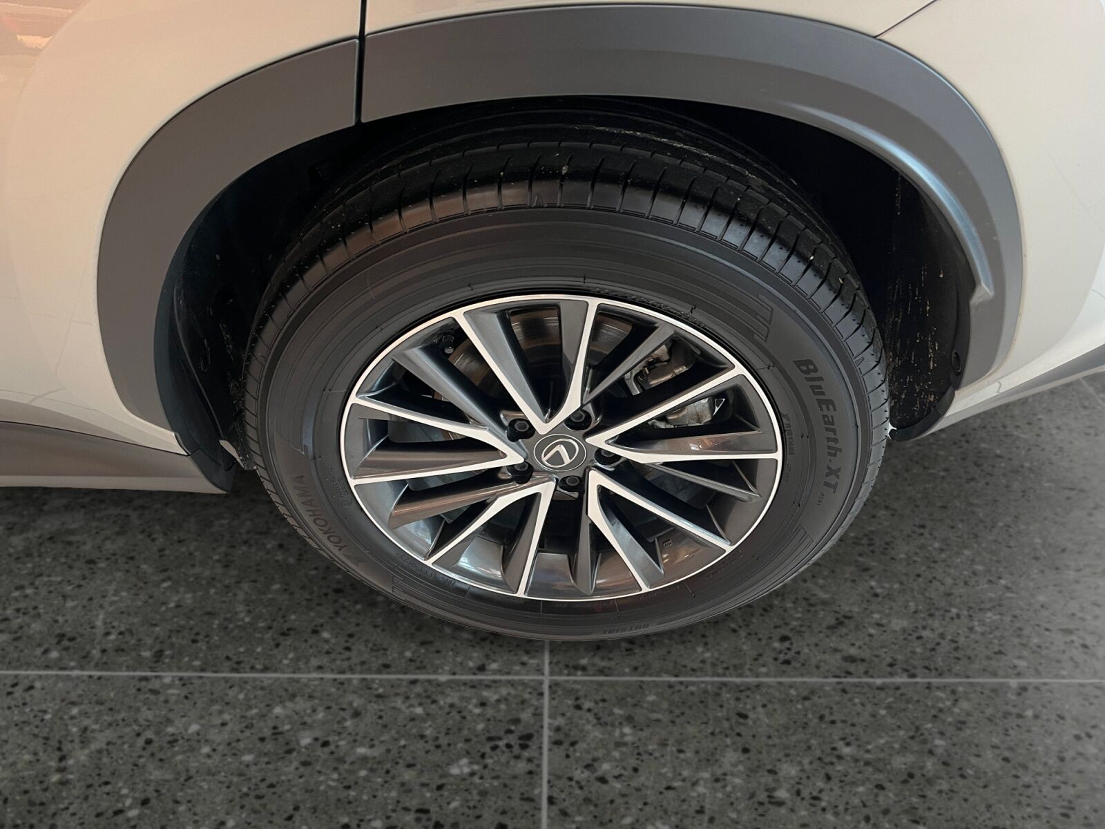 Billede af Lexus NX 450h+ 2,5 Plugin-hybrid Business Plus 4WD 309HK 5d Trinl. Gear