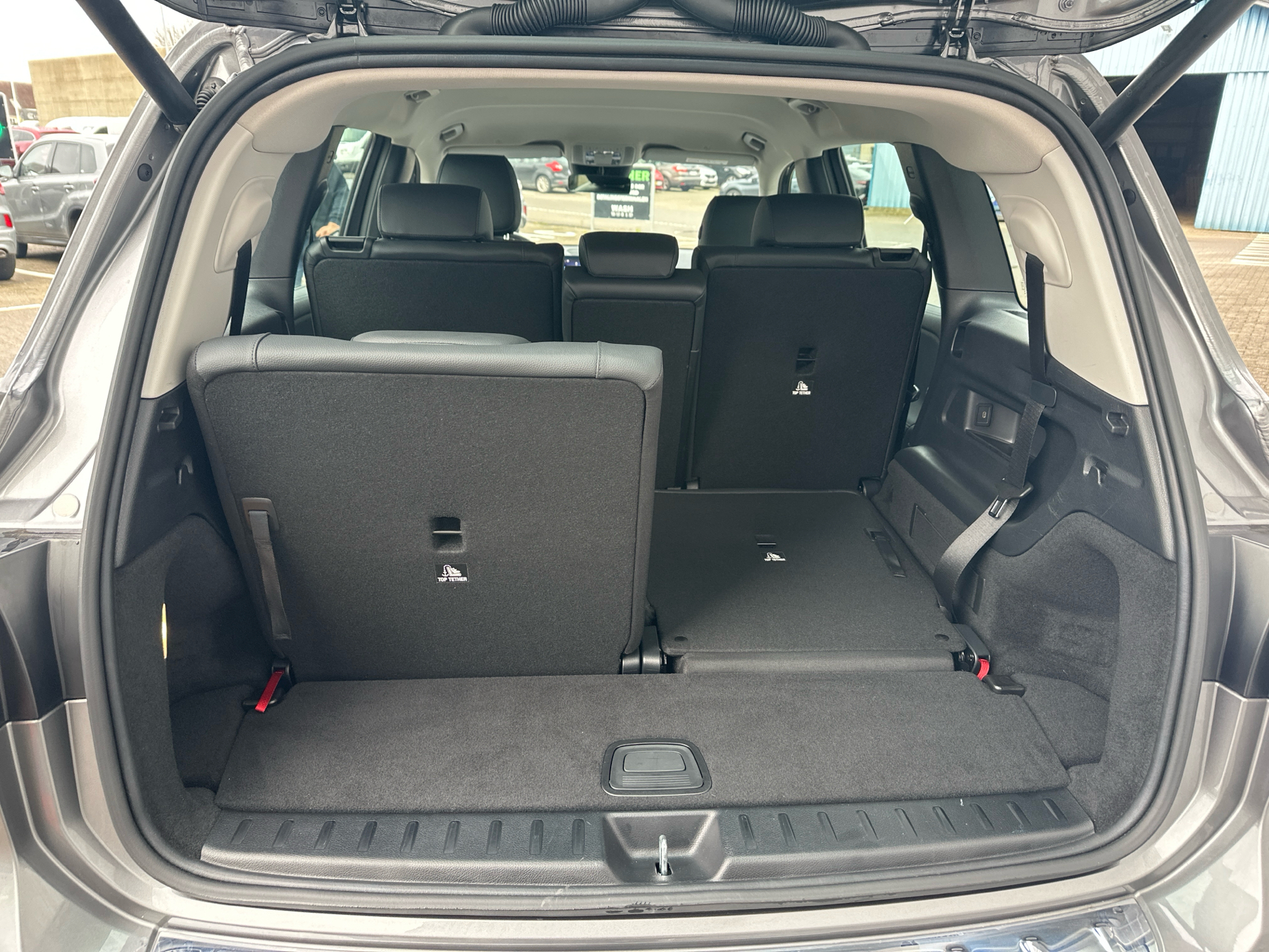 Billede af Mercedes-Benz EQB 300 EL Progressive 7 pers. 4Matic 228HK 5d Aut.