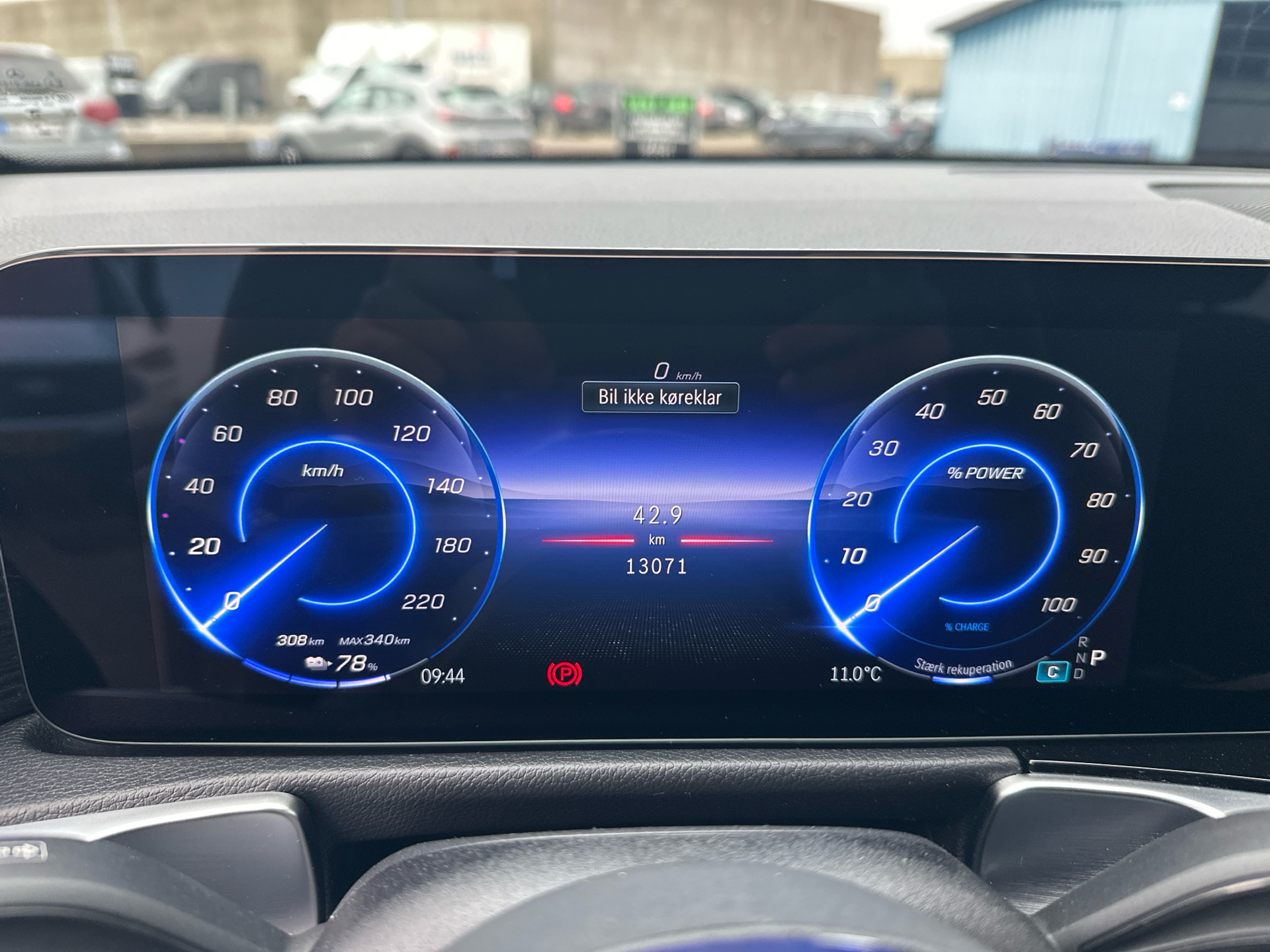 Billede af Mercedes-Benz EQB 300 EL Progressive 7 pers. 4Matic 228HK 5d Aut.